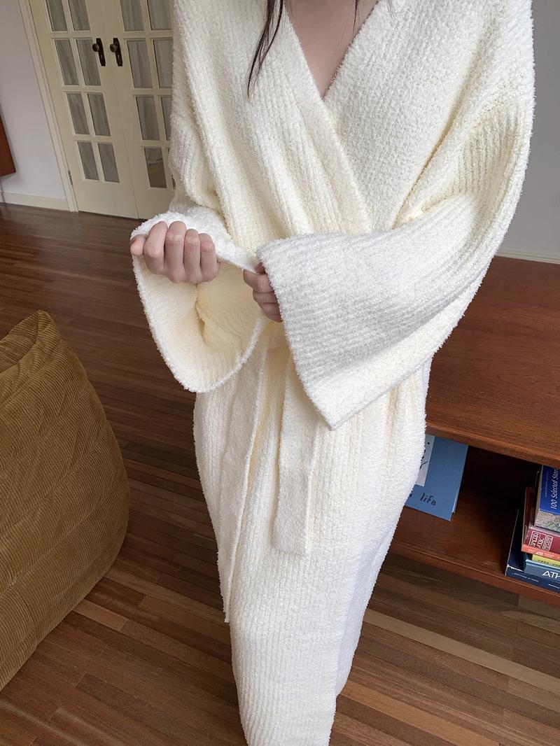 Women's Double-Sided Plush Robe｜Heavyweight Long Loungewear｜Warm Flannel Pajamas for Fall & Winter｜Soft, Cozy, and Wearable Indoors