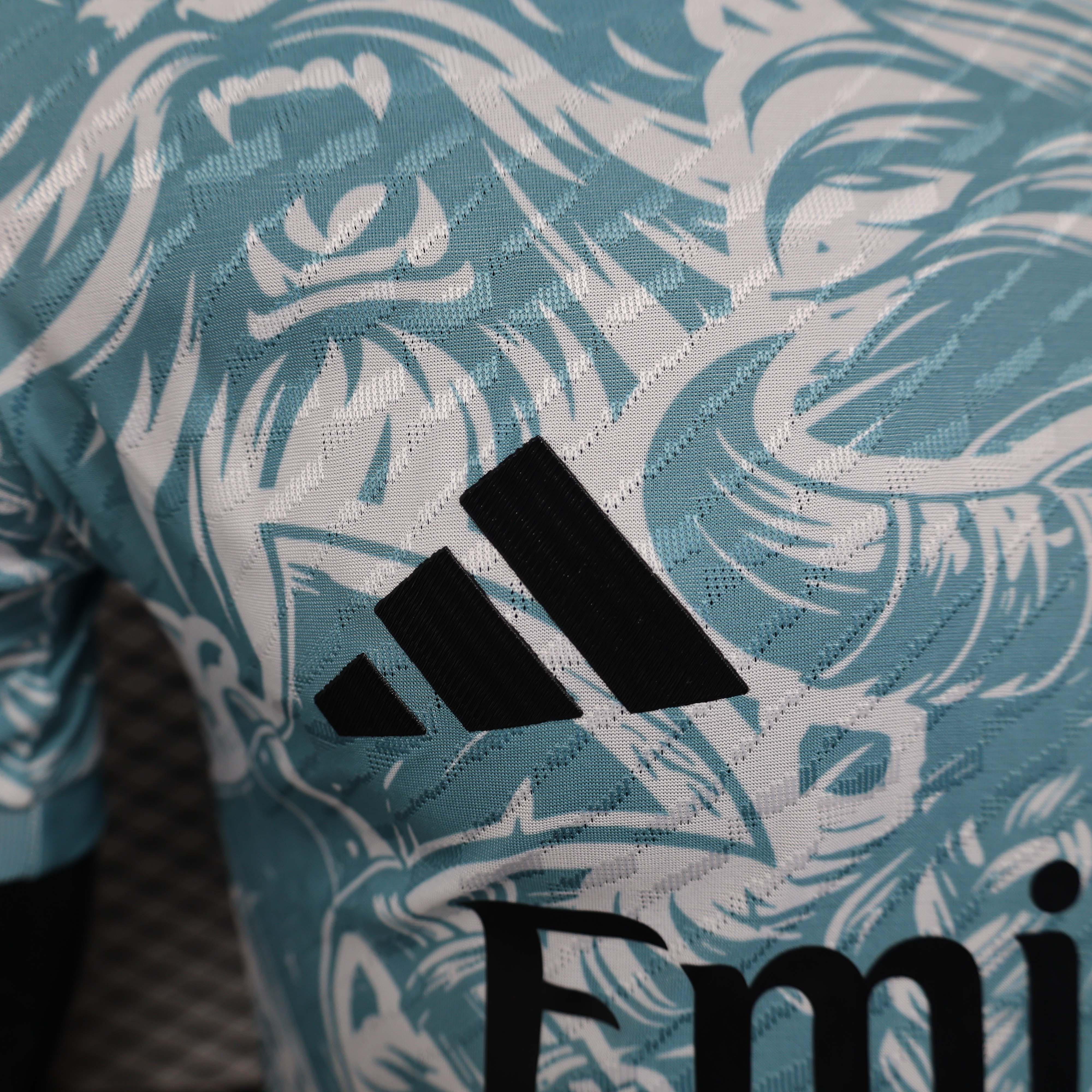 2025/2026 Player Version Real Madrid Special Edition Blue Football Shirt 1:1 Thai Quality:football jersey mysite: unitedjerseyfootball 邓江浪:football