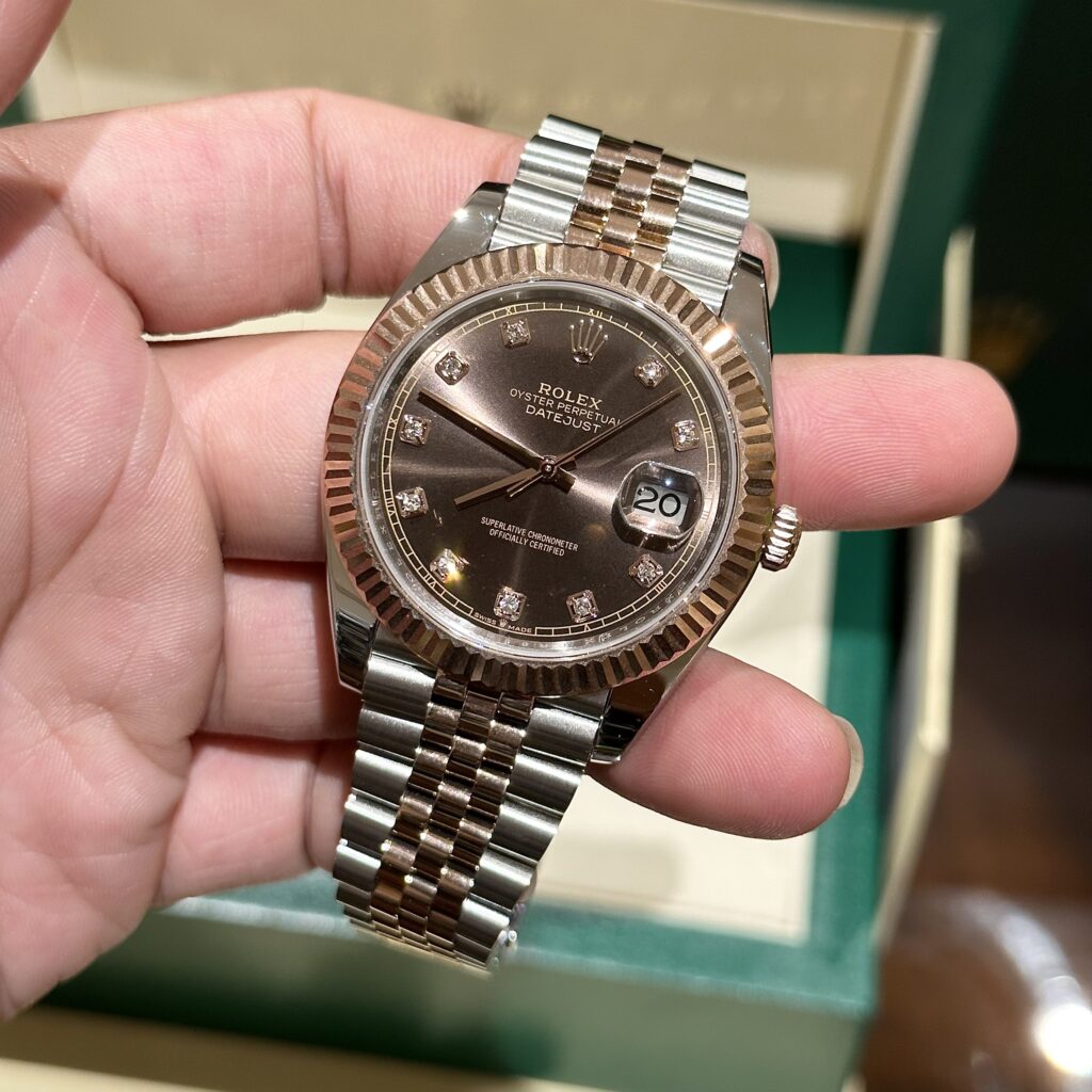 Đồng Hồ Rolex DateJust Mặt Số Chocolate Super Fake 11 EW 41mm