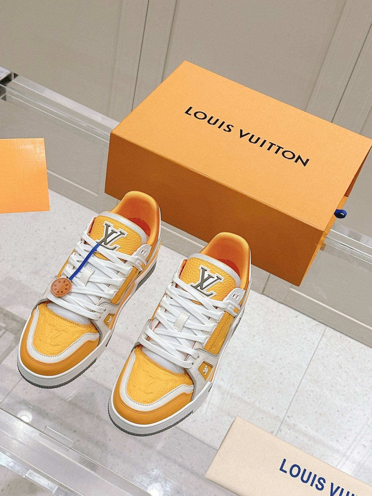 LV TRAINER SNEAKER IN SAFFRAN YELLOW GRAINED CALFSKIN、mysite、Cacoeks