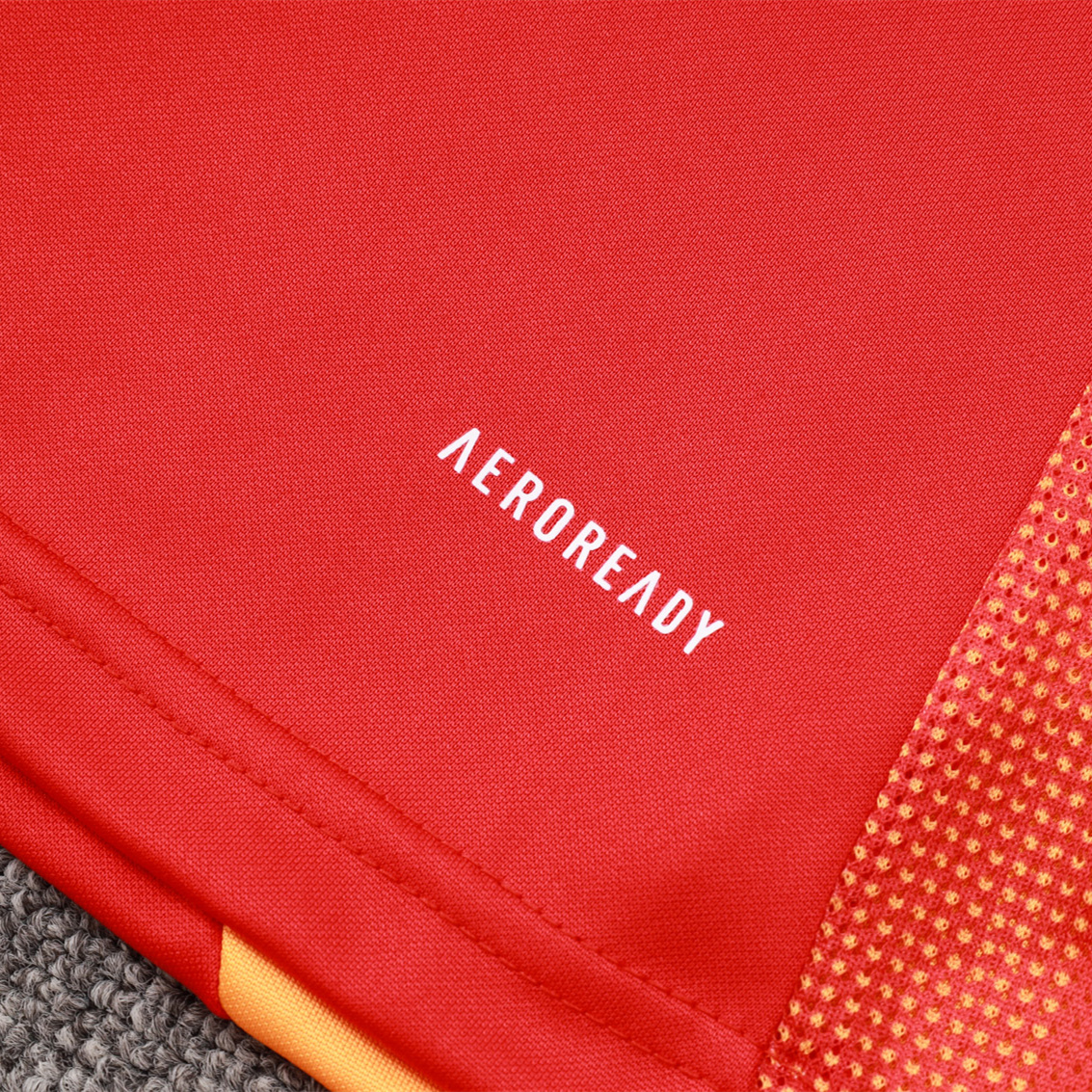 JerseysGala.com | Bayern Munich 24-25 Long Sleeve Training Set with Big Logo - Red -Customize Name, Number and Patch | Worldwide Shipping