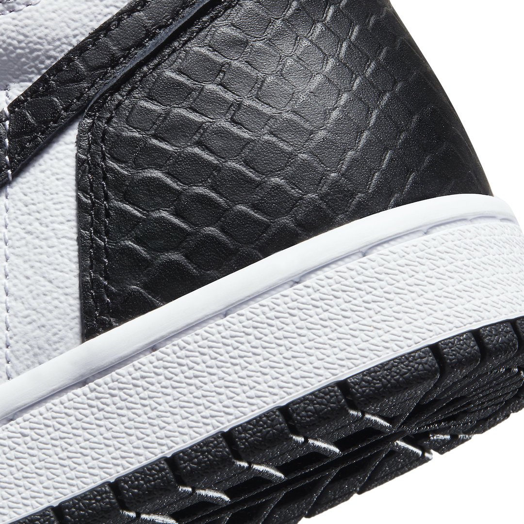 Air Jordan 1 High OG WMNS Satin Snake