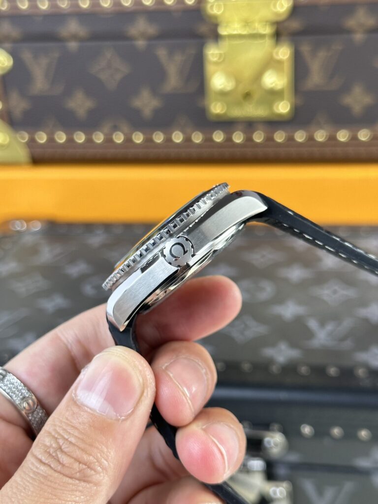 Đồng Hồ Omega Seamaster Planet Ocean Replica 11 Nhà Máy VS (9)