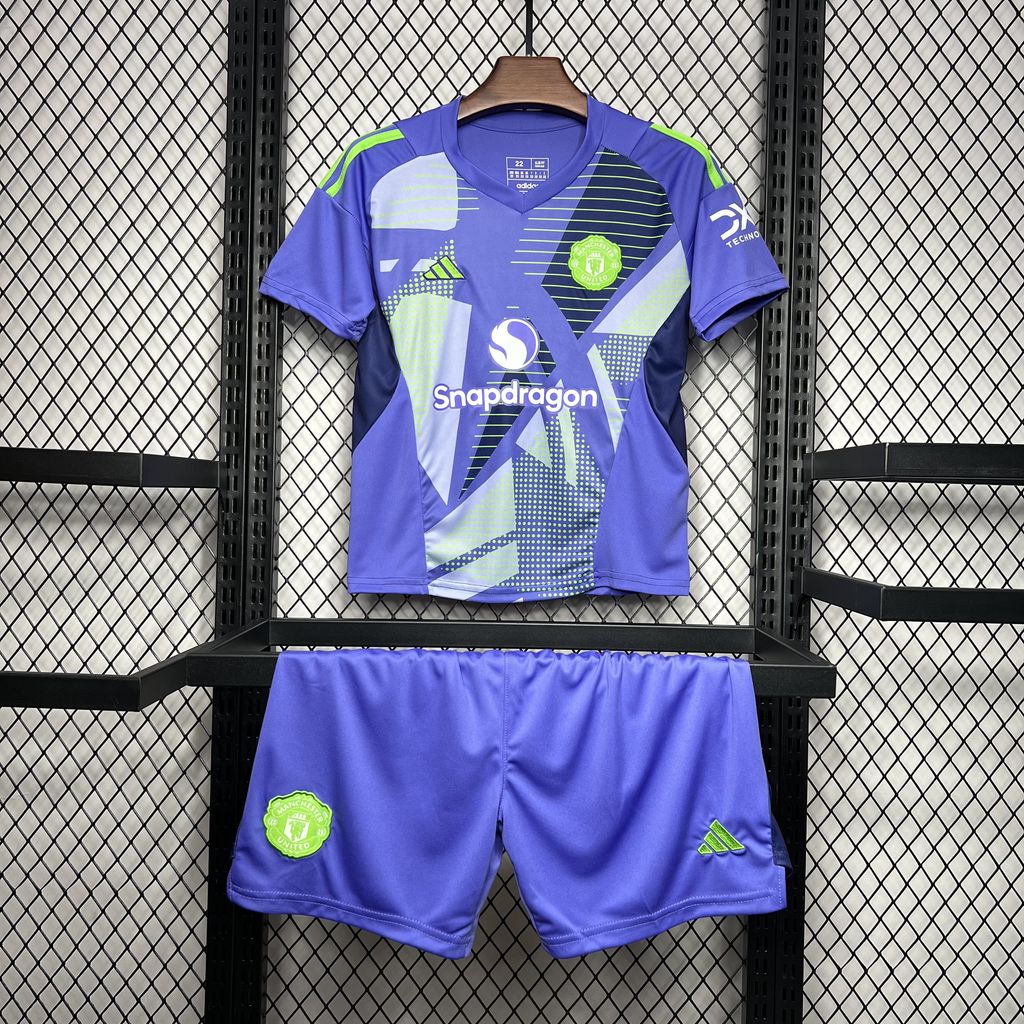 Higojerseys-Manchester United 24-25 Purple Goalkeeper Kids Kit