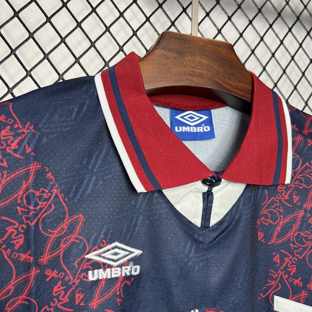 GlobeJersey-Retro Ajax 1994-95 Away Jersey