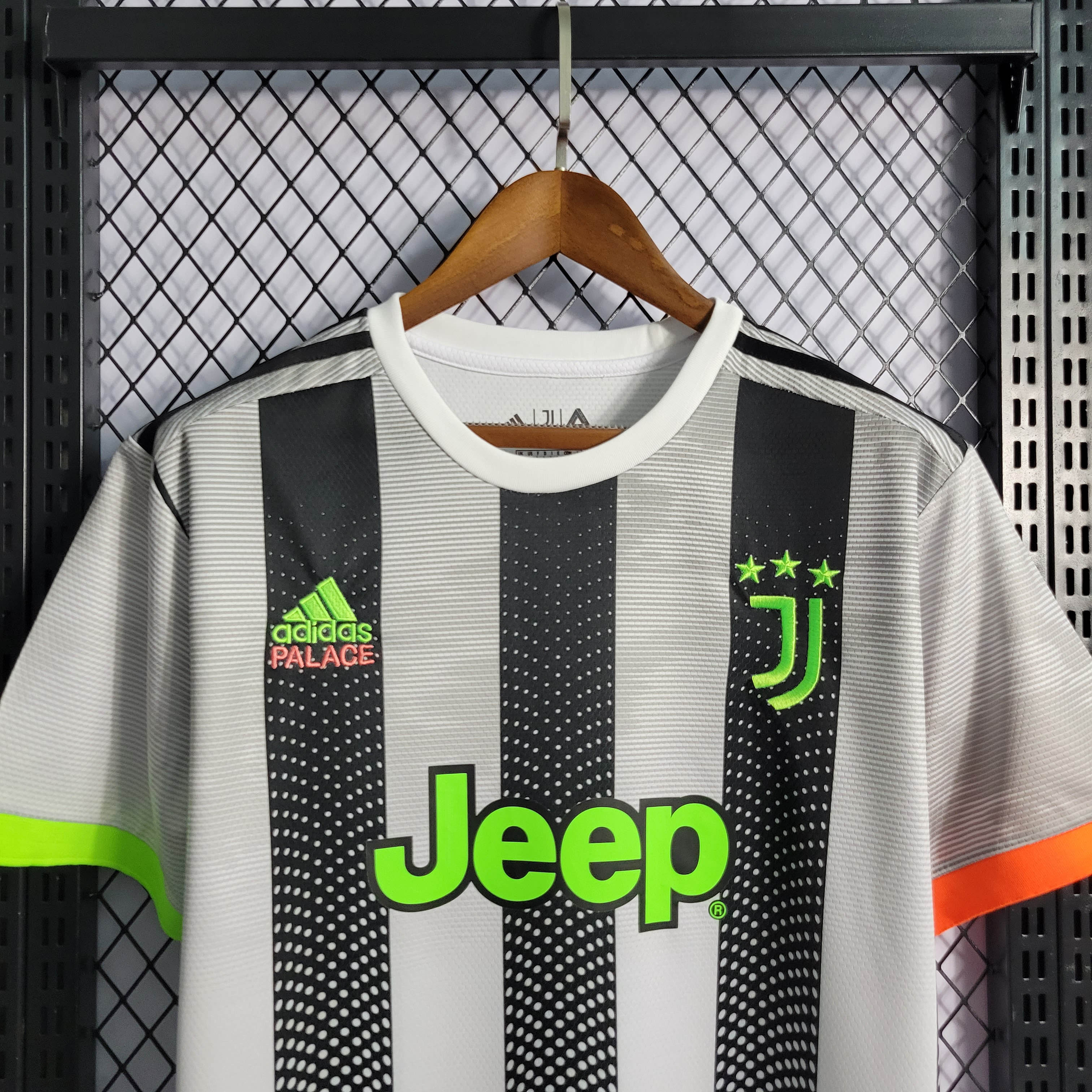 2019/2020 Retro Juventus Joint Edition Black and White Stripes Soccer Jersey 1:1 Thai Quality:football jersey mysite: unitedjerseyfootball 邓江浪:football