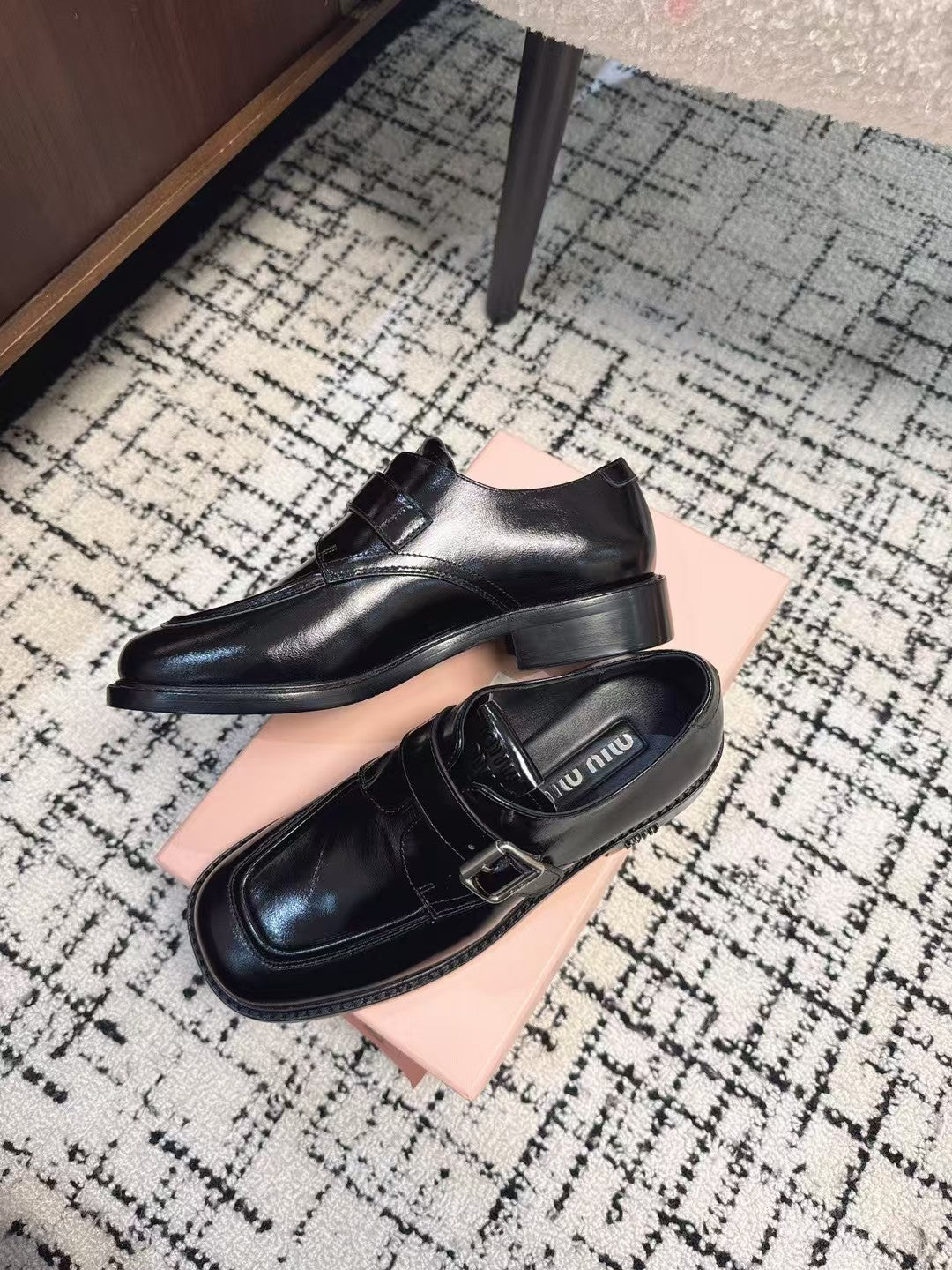 SQUARE TOE OXFORD IN BLACK SHINY CALFSKIN、mysite、Cacoeks