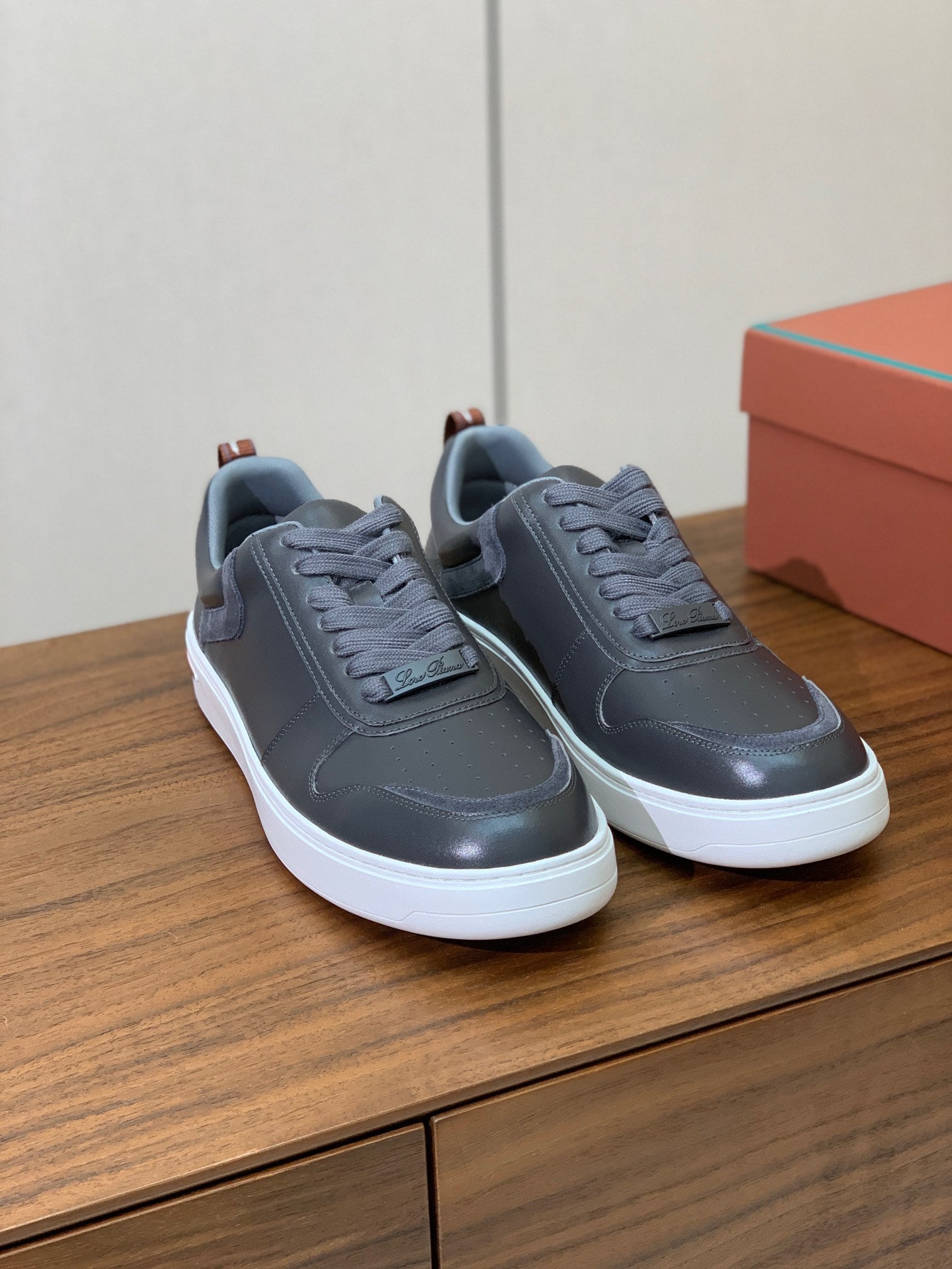 LP SNEAKERS IN SLATE GREY CALFSKIN WHITE SOLE、mysite、Cacoeks