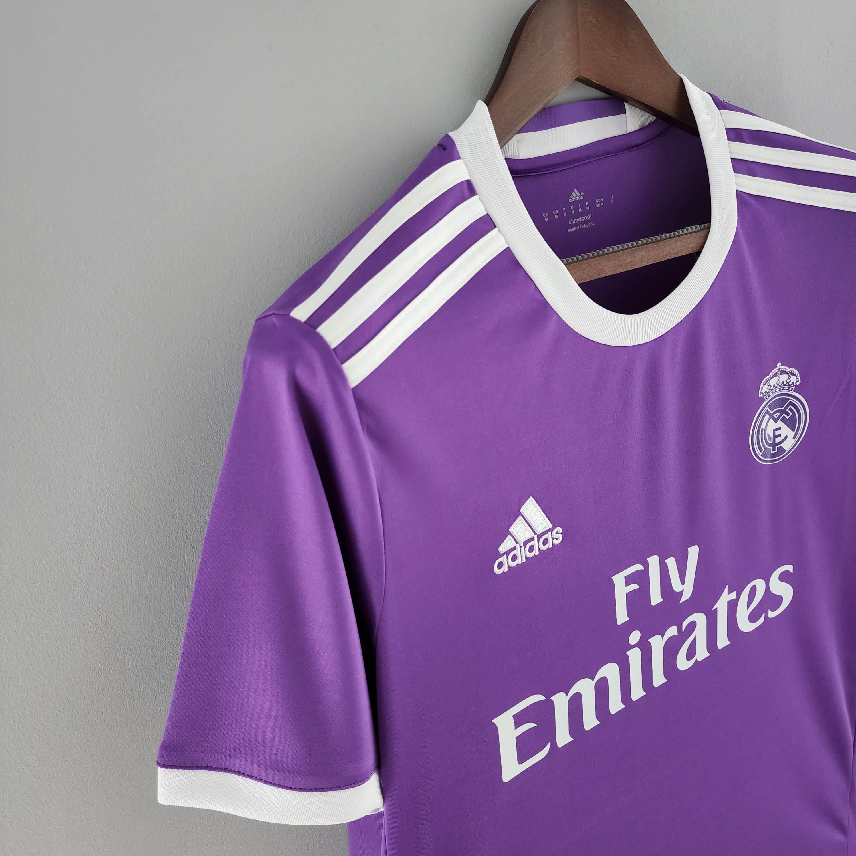 2016/2017 Retro Real Madrid Away:football jersey mysite: unitedjerseyfootball 邓江浪:football
