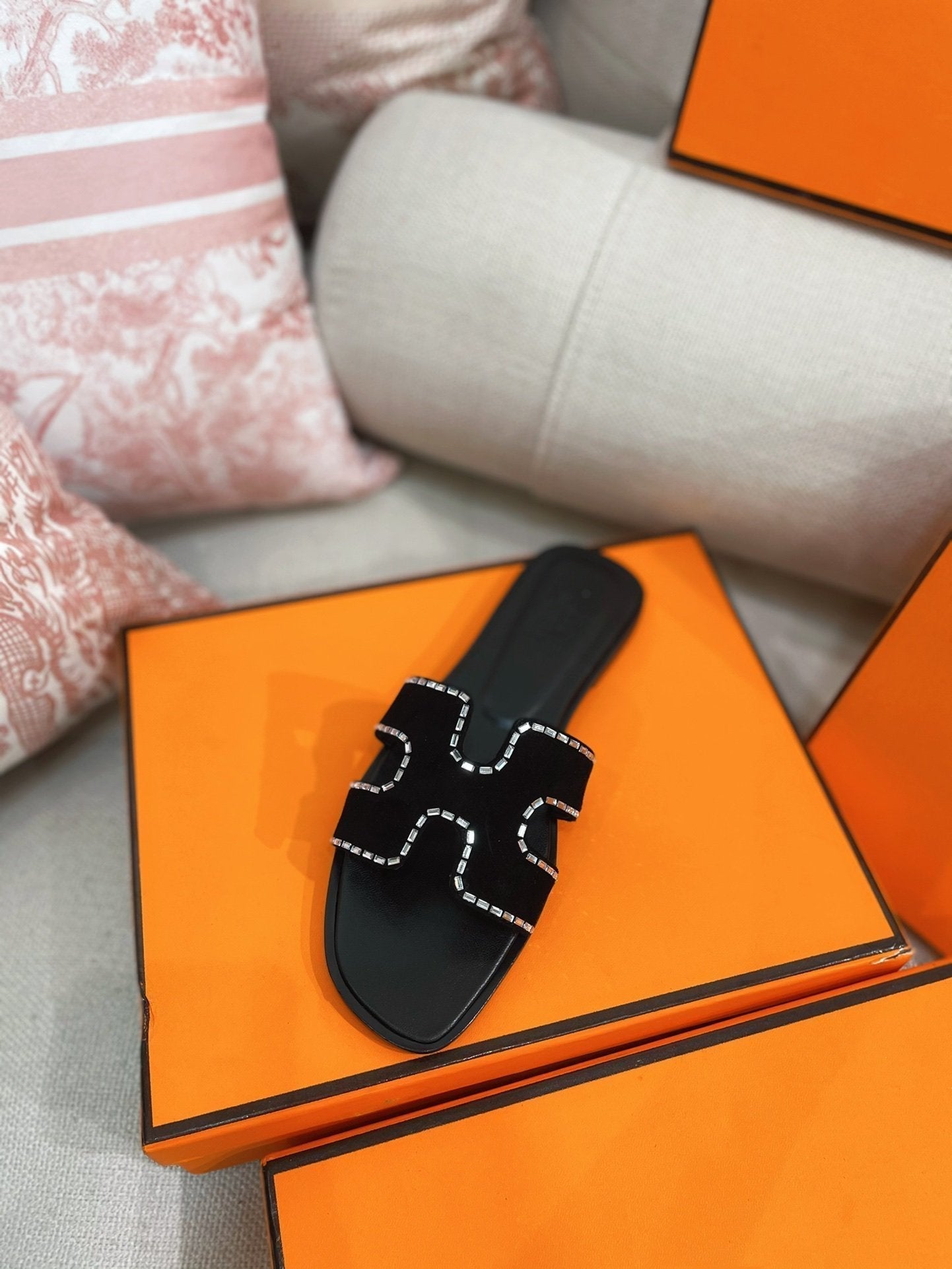 0ran Sandal Calfskin Rhinestone Black、mysite、Cacoeks