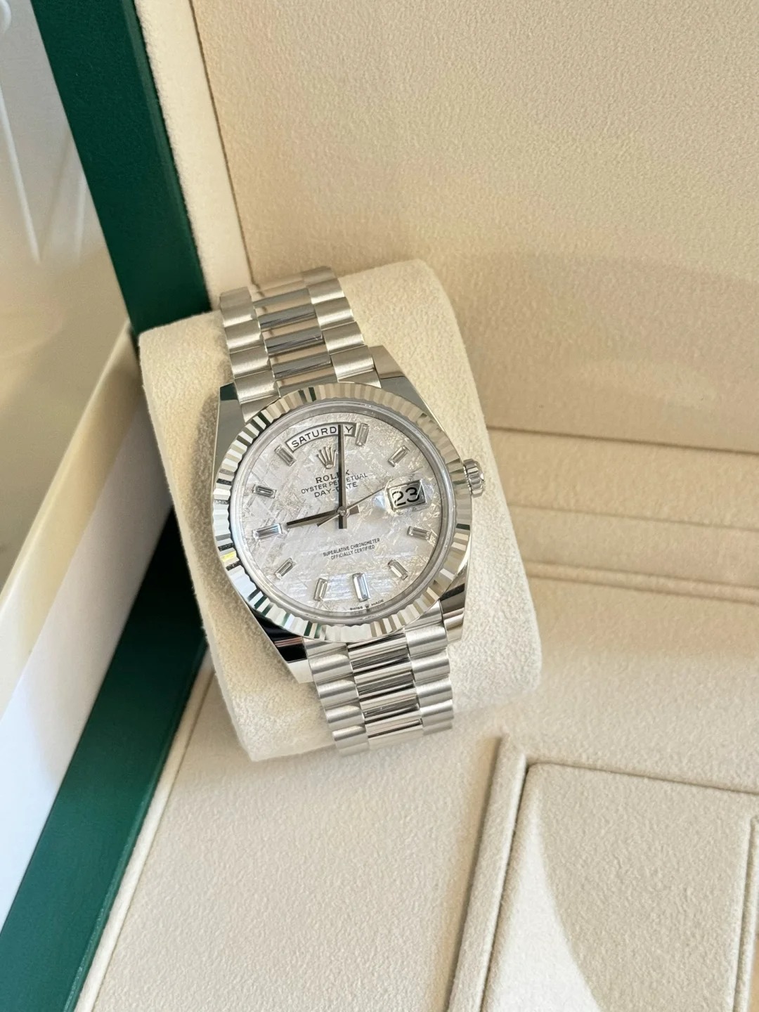 兼职  林炎: luxecystore