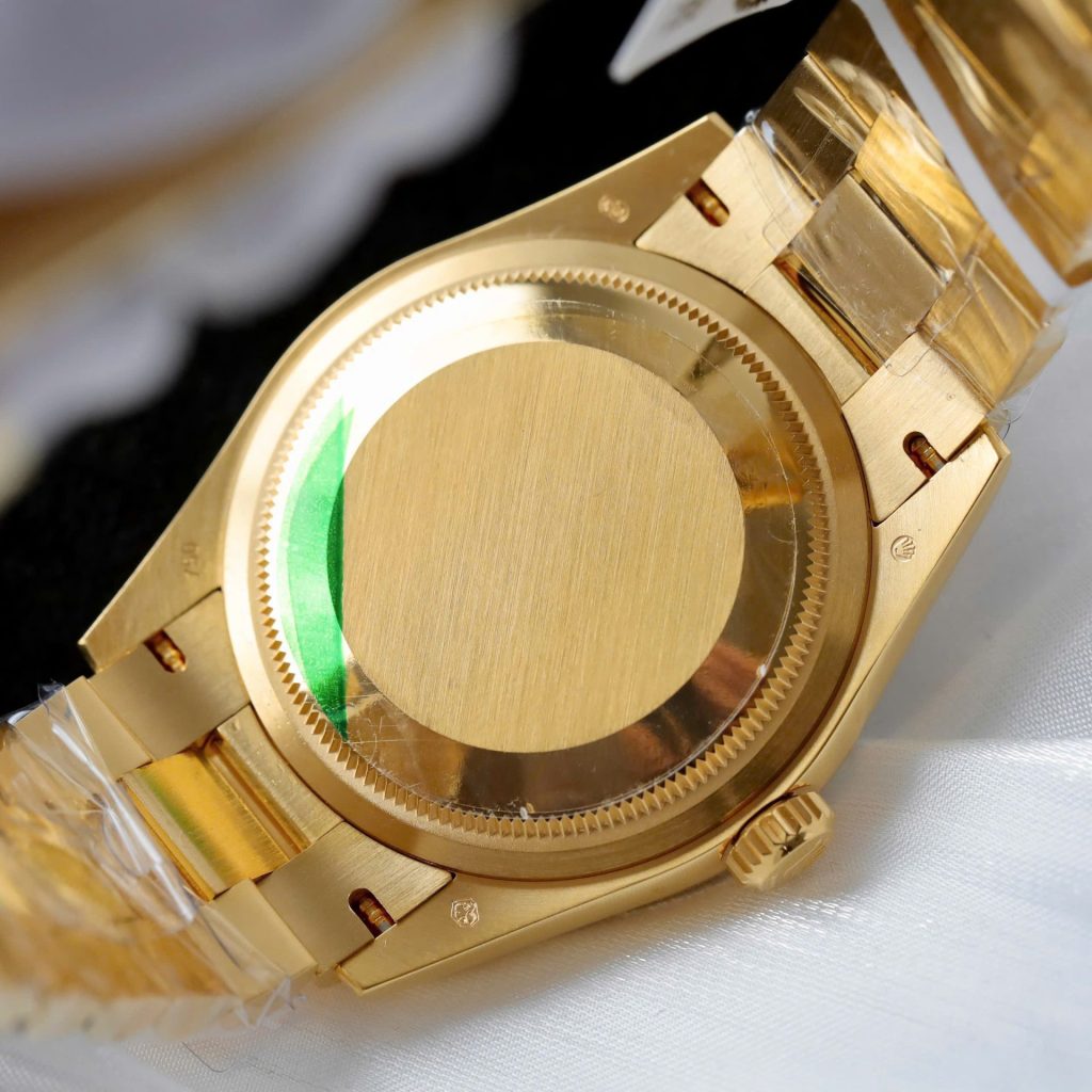 Đồng Hồ Rolex Day-Date Chế Tác Mặt Xanh Lá Cây Trọng Lượng 160gram Bọc Vàng Thật 36mm (2)