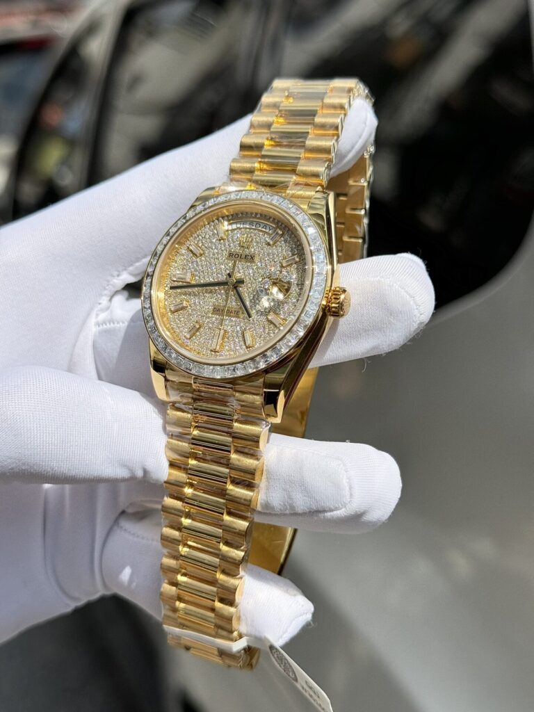 Đồng Hồ Kim Cương Rolex Day-Date Độ Moissanite Baguette GM V2 40mm (1)