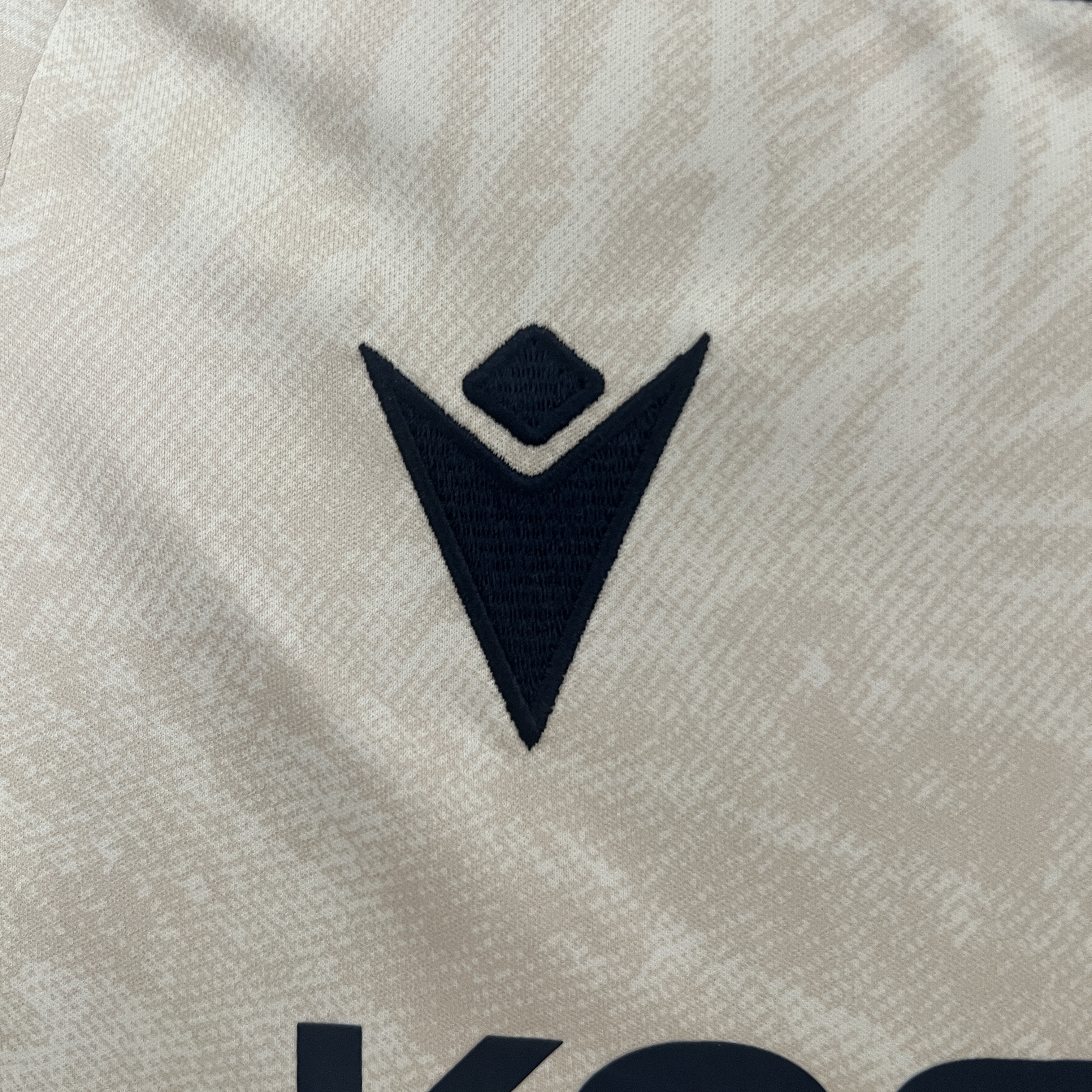 ManixJersey.com | Osasuna 24-25 Away Kids Kit -Customize Name, Number and Patch | Worldwide Shipping