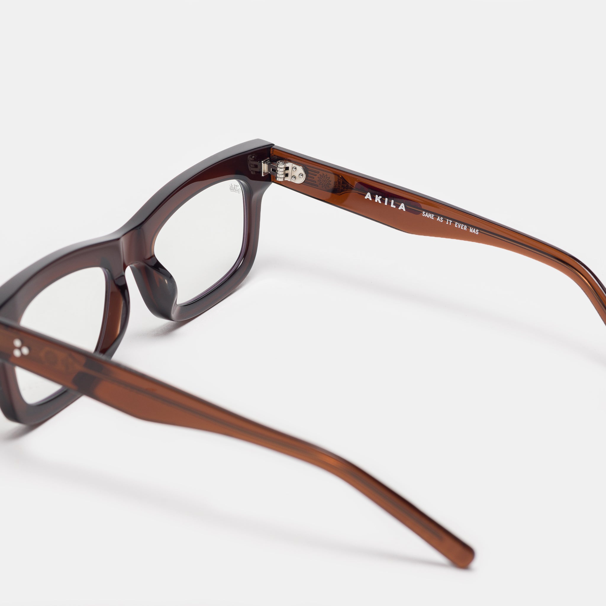 Jubilee Glasses in Brown