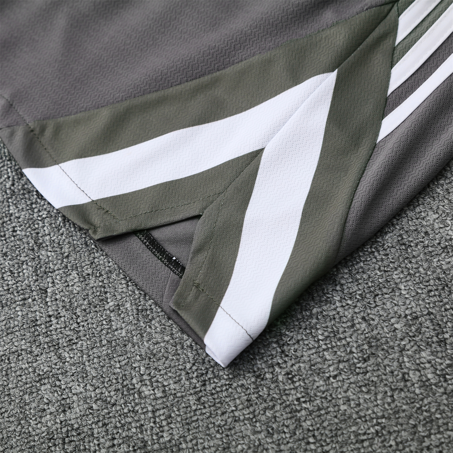 foot-Real Madrid 25-26 Short-Sleeve Training Set - White Top & Gray Shorts