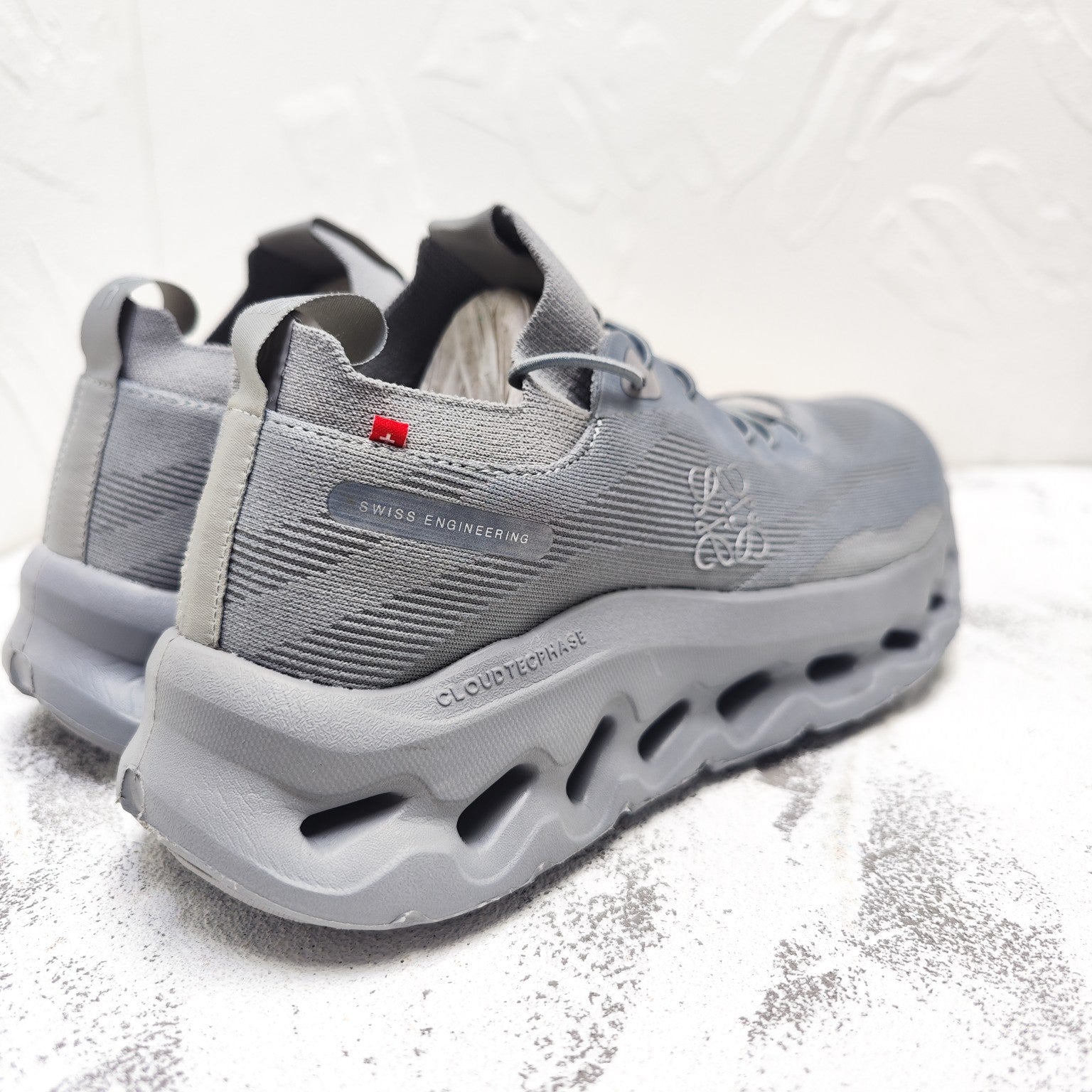 CLOUDTILT SNEAKER IN SHARK GRAY RECYCLED POLYESTER、mysite、Cacoeks