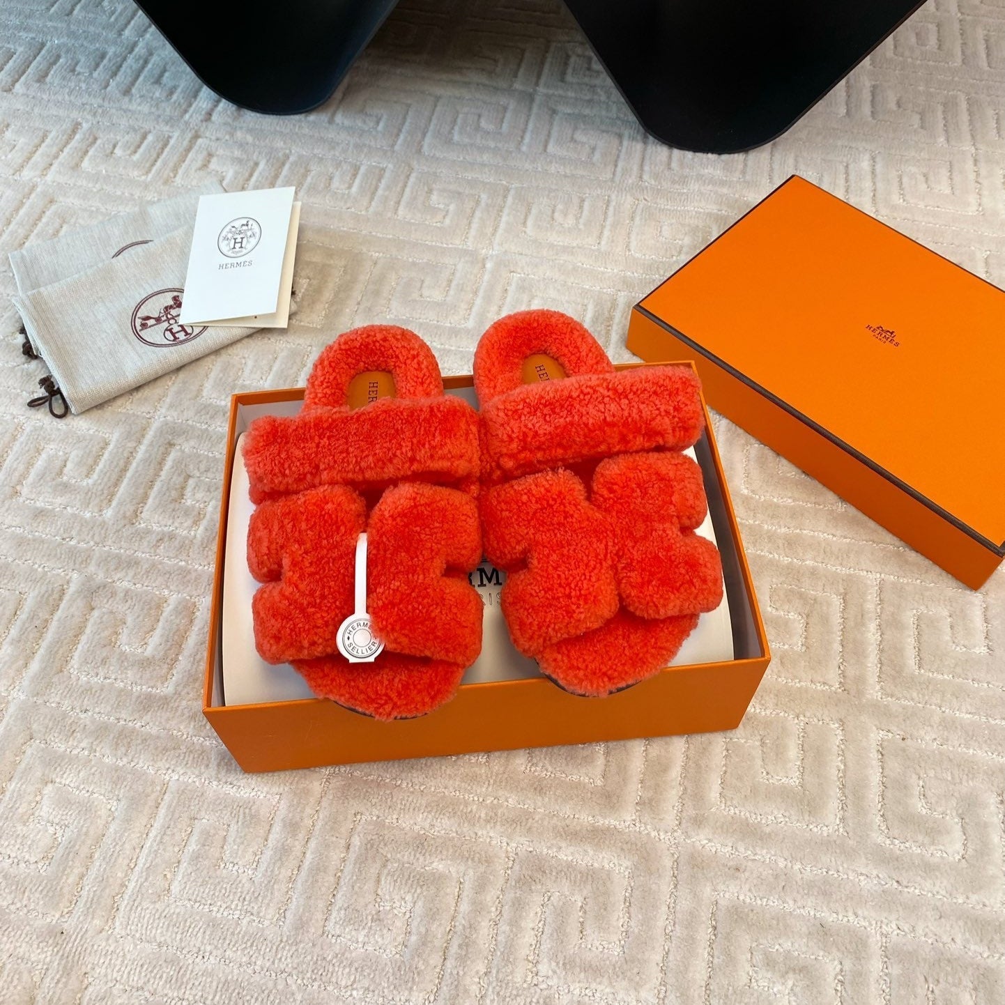 CHYPRE SANDAL IN LIGHT ORANGE SHEARLING、mysite、Cacoeks