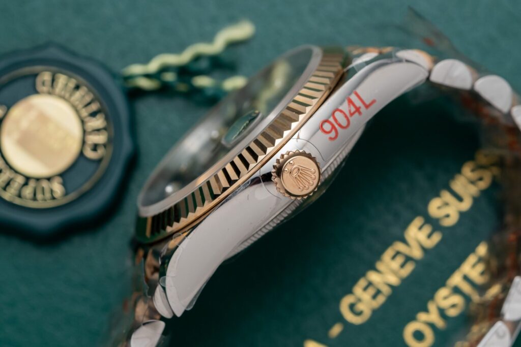 Đồng Hồ Rolex DateJust Bọc Vàng Thật Mặt Đen Nam Nhà Máy GM 36mm (7)