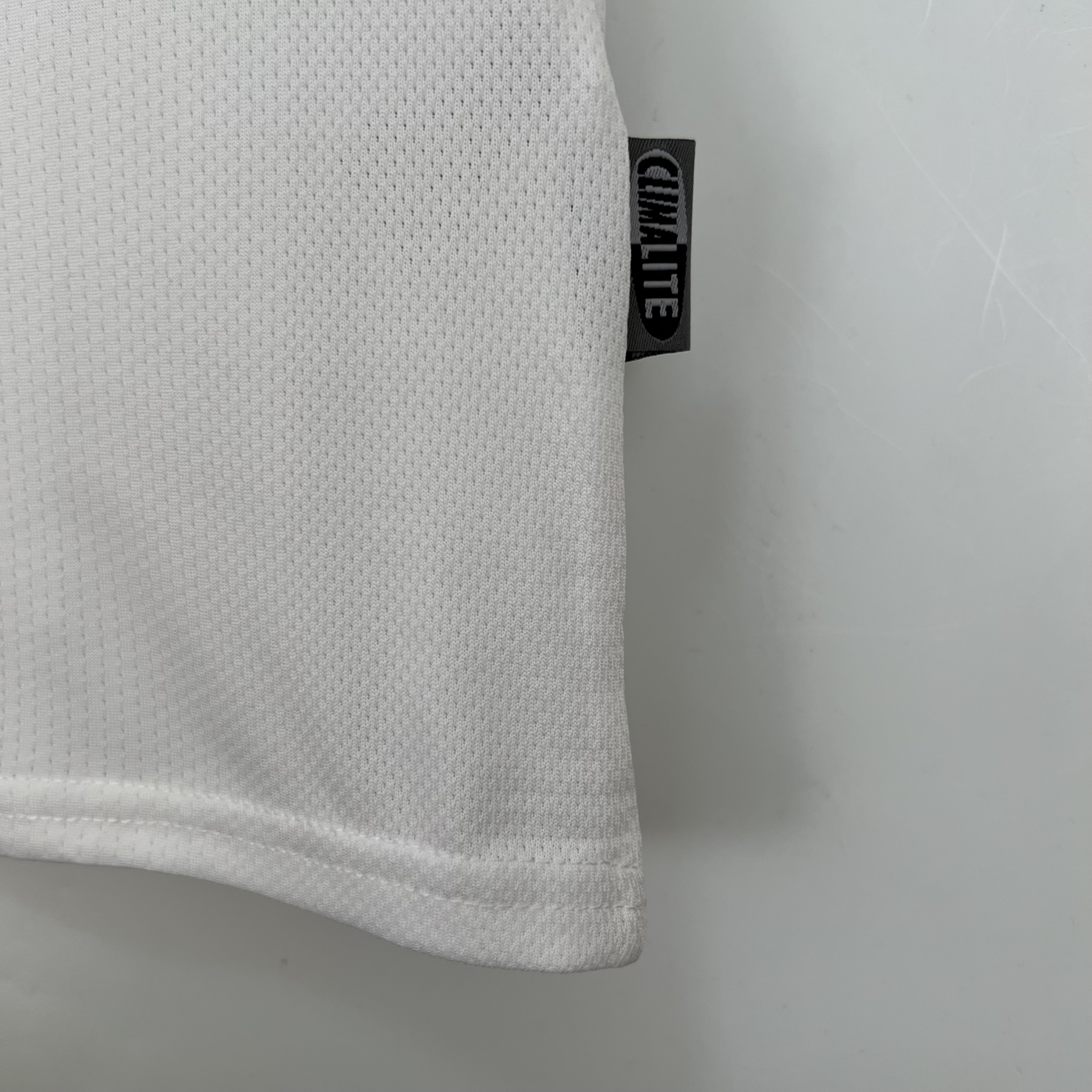 JerseysGala.com | Retro Real Madrid 03-04 Home Stadium Jersey -Customize Name, Number and Patch | Worldwide Shipping