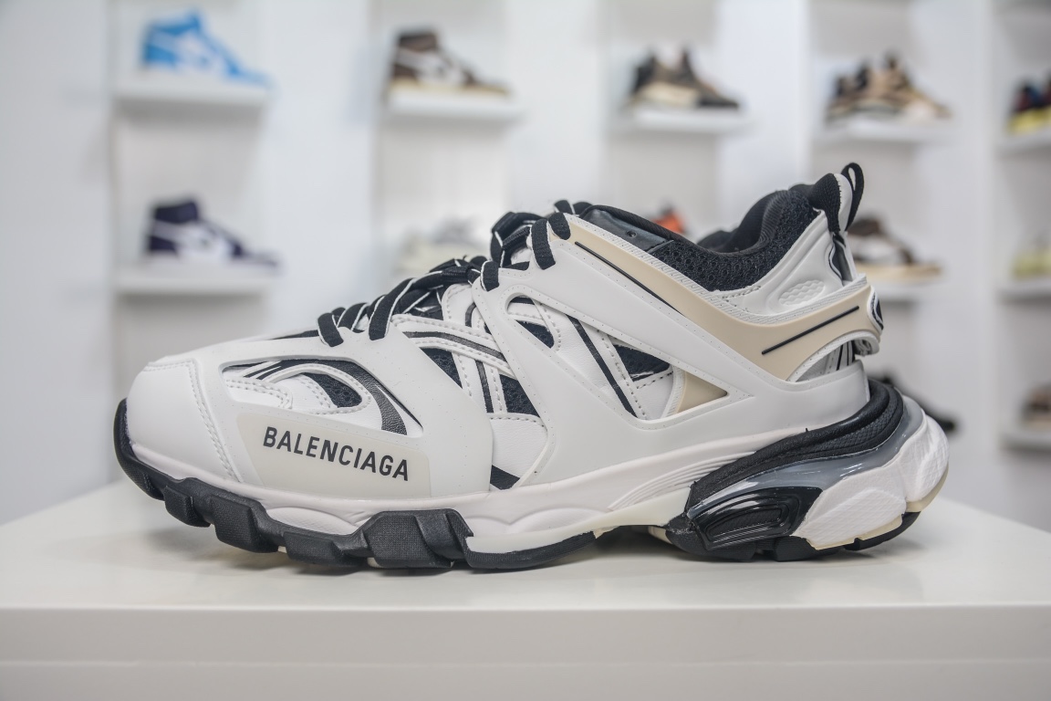 Balenciaga Track Worn Out Trainer in White Black、mysite、Cacoeks