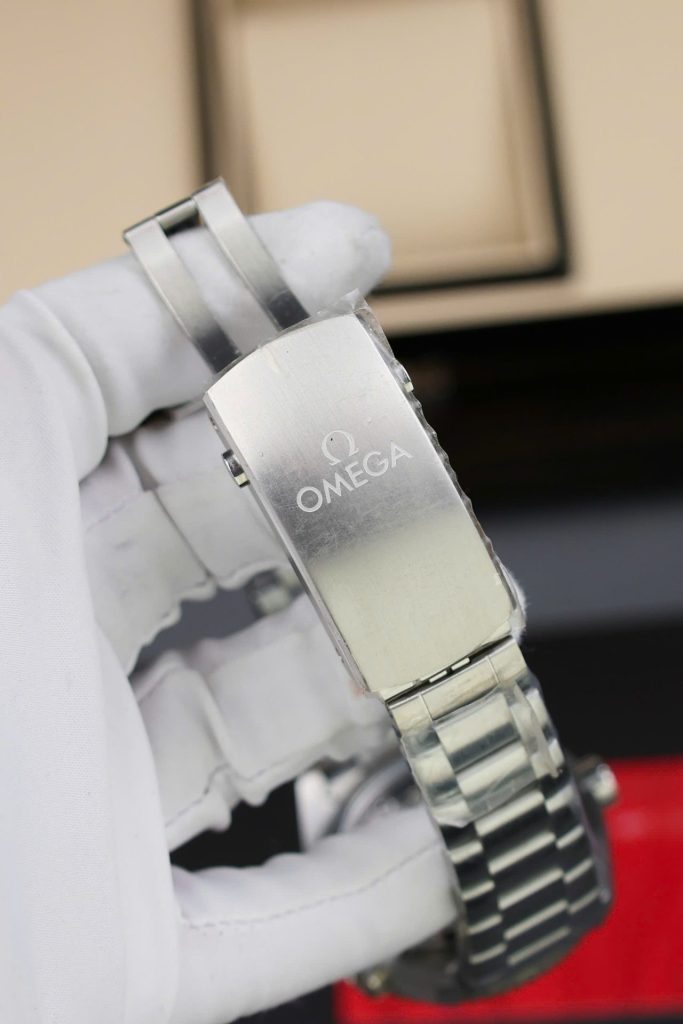 Đồng Hồ Omega Seamaster Planet Ocean Replica 11 Dây Kim Loại 43 (2)