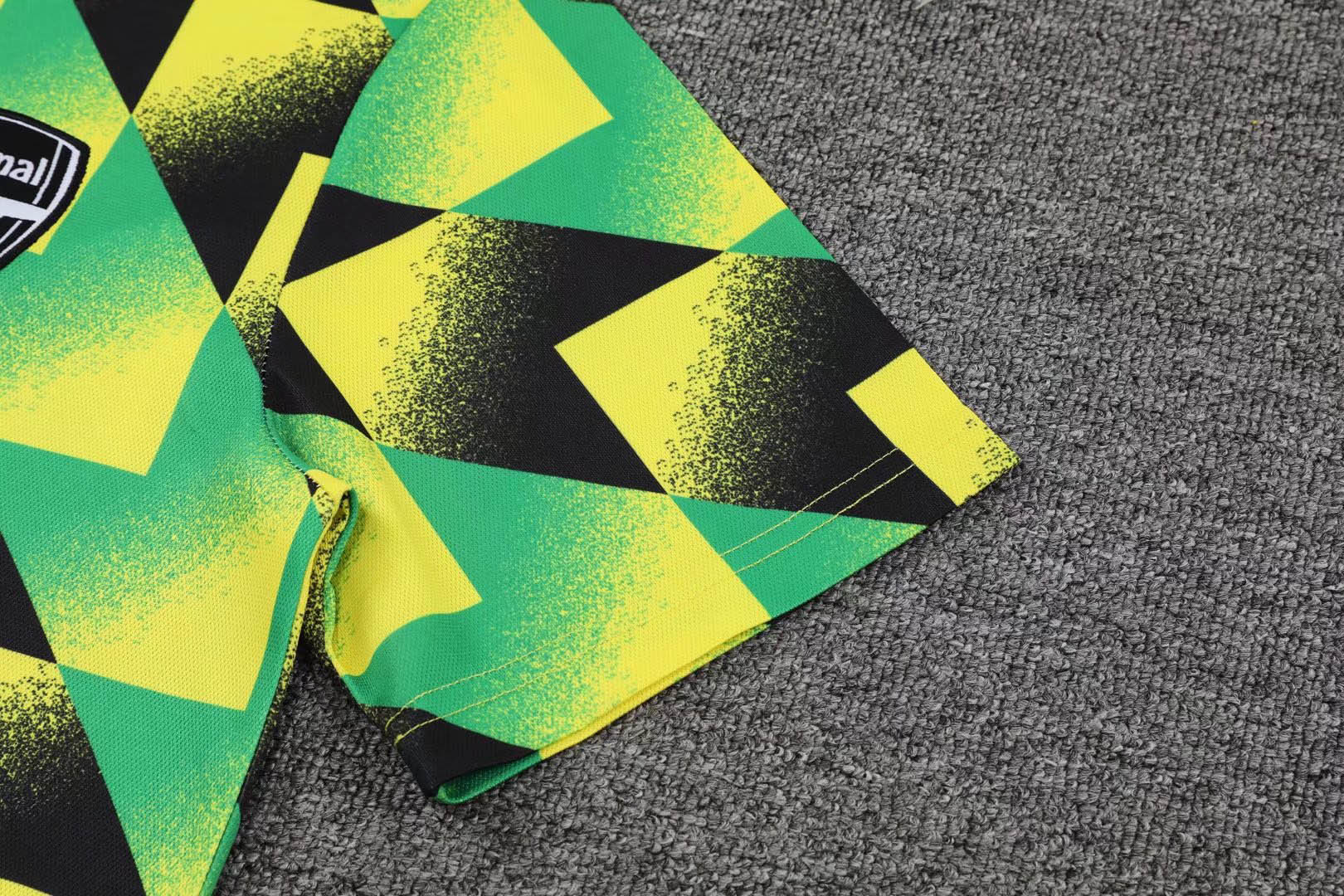 2022/2023 Arsenal Soccer Jersey Training Wear Yellow Black Green:football jersey mysite: unitedjerseyfootball 邓江浪:football