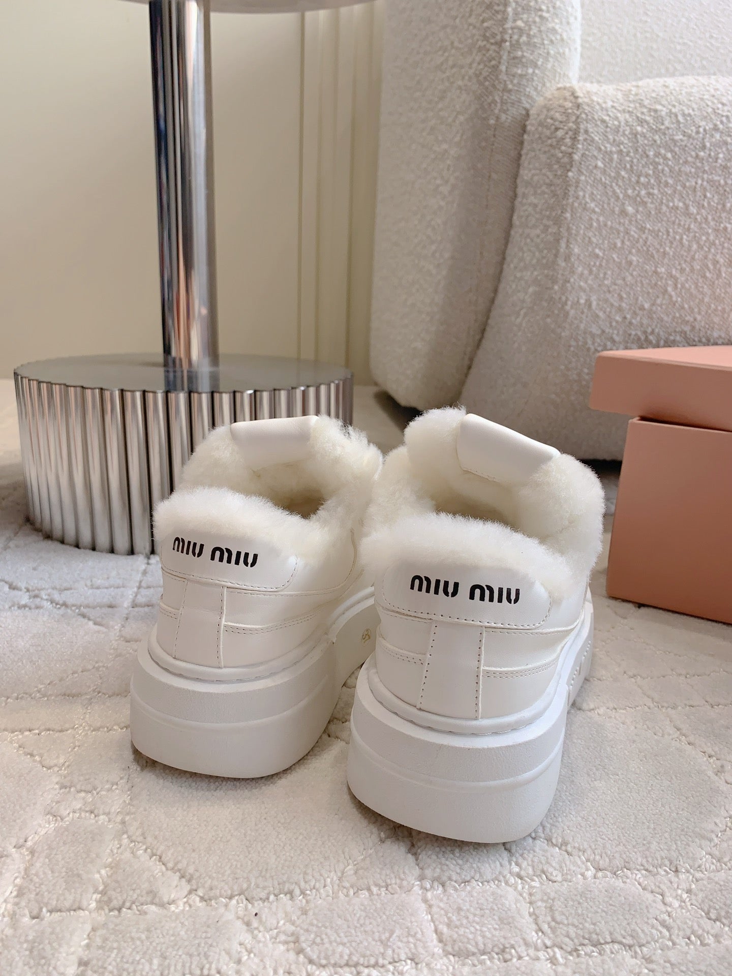 THICK SOLE SNEAKERS IN WHITE LAMBSKIN WITH RABBIT FUR LINING、mysite、Cacoeks