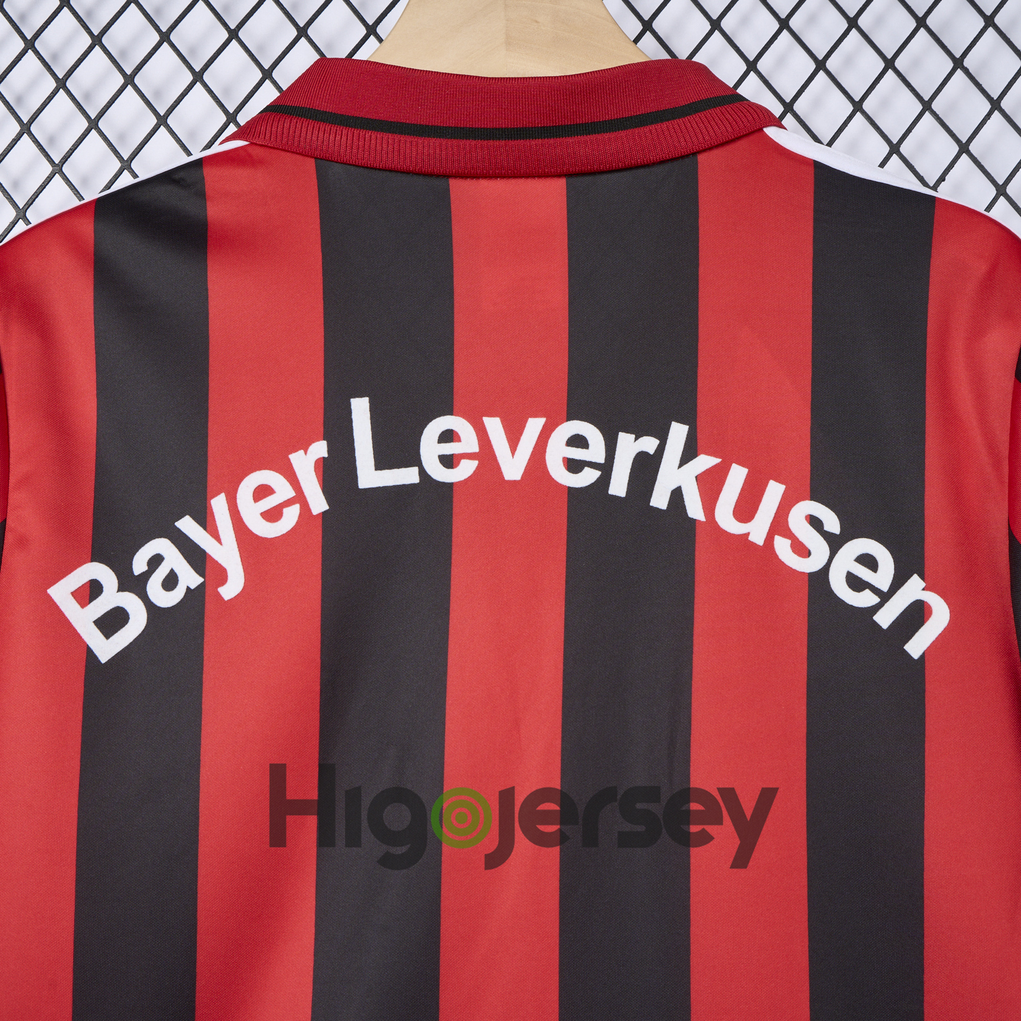 Higojerseys-Retro Bayer 04 Leverkusen 2001-02 Home Jersey