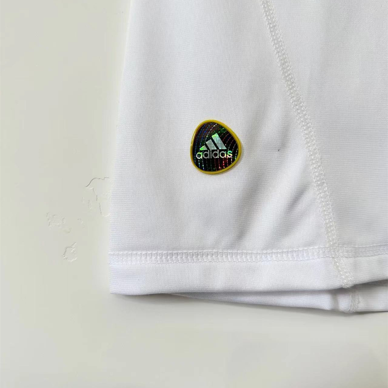 ManixJersey.com | Real Madrid Retro 10-11 Home Stadium Jersey -Customize Name, Number and Patch | Worldwide Shipping