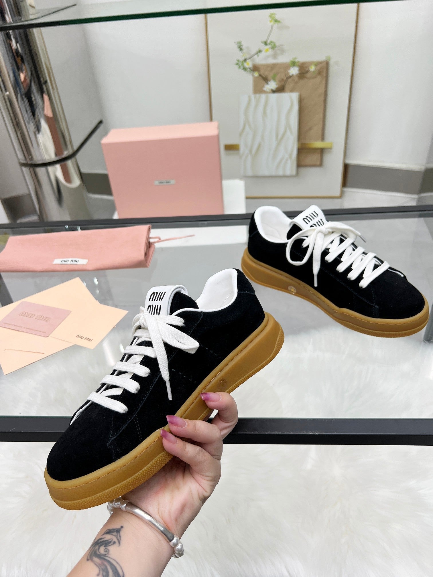 ECRU SNEAKERS IN BLACK SUEDE、mysite、Cacoeks