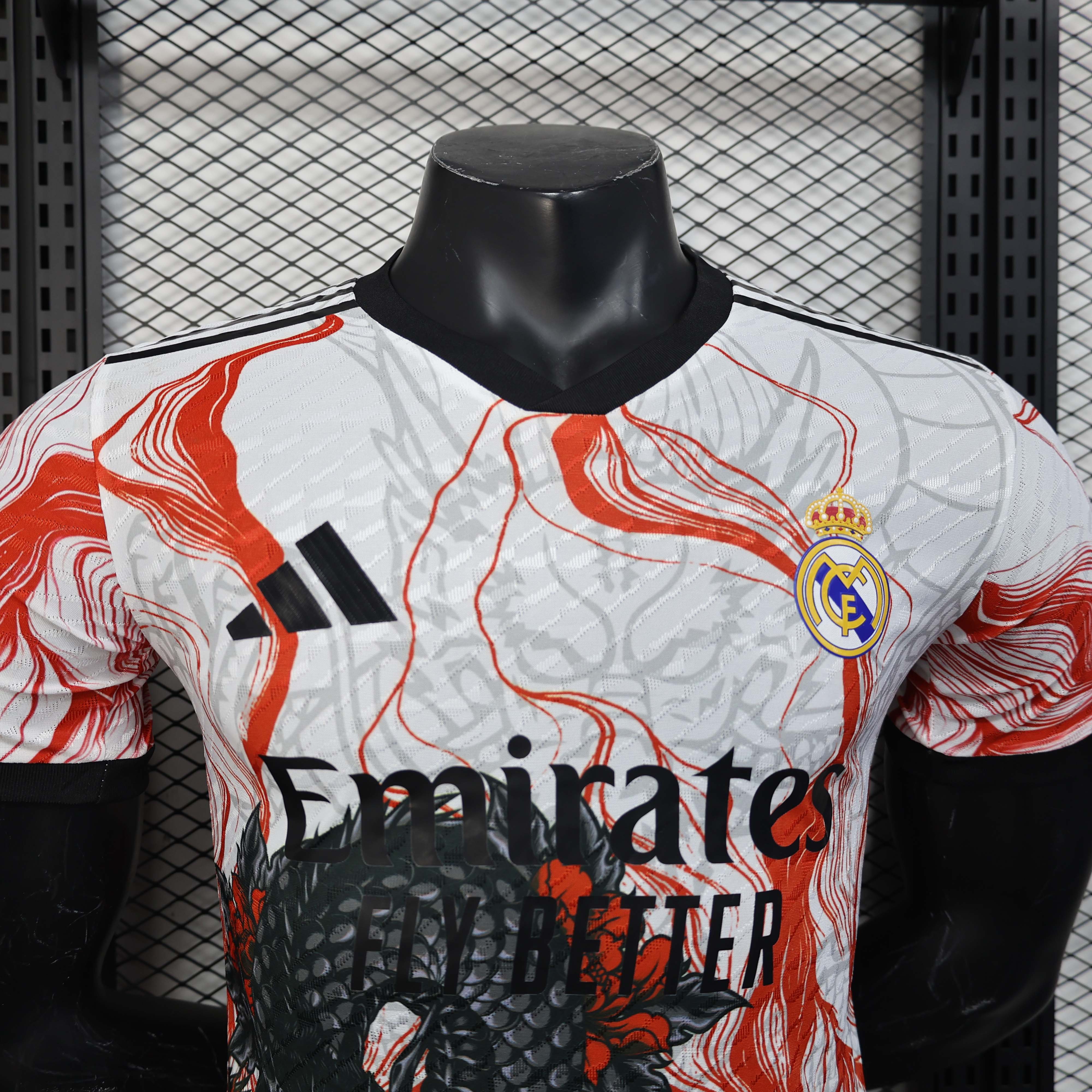 2025/2026 Player Version Real Madrid Special Edition Red Football Shirt 1:1 Thai Quality:football jersey mysite: unitedjerseyfootball 邓江浪:football