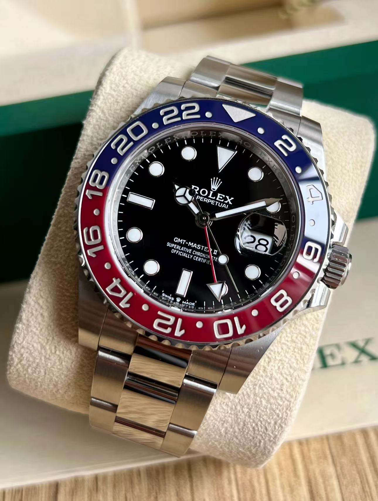 Rolex GMT Masterl Pepsi Super CloneSwiss Replica Watch Ref 126710BLRO3285 Swiss Movement