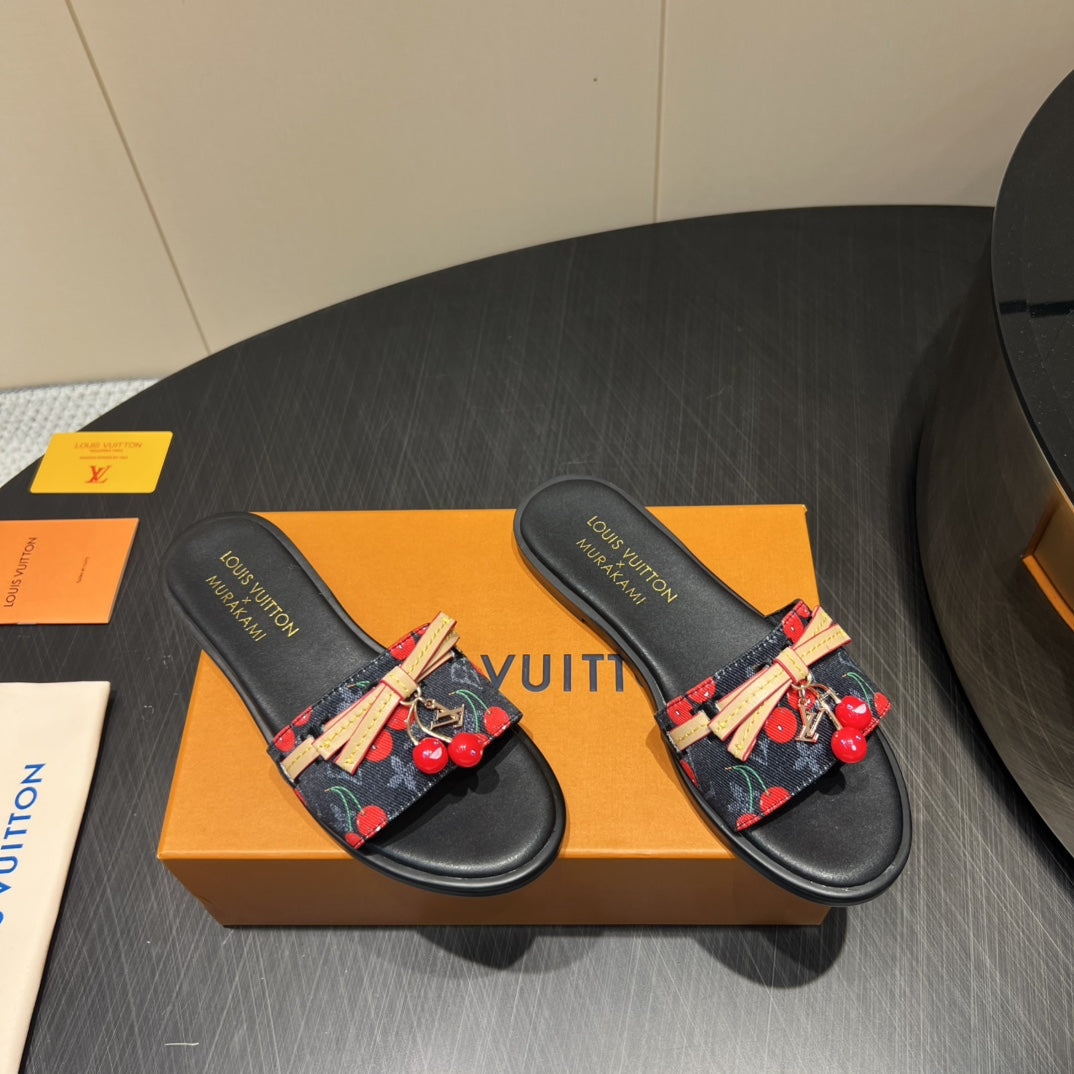 LV SLIDE SANDALS 25S IN BLACK DENIM AND CALFSKIN WITH CHERRY BLOSSOM BUCKLE、mysite、Cacoeks