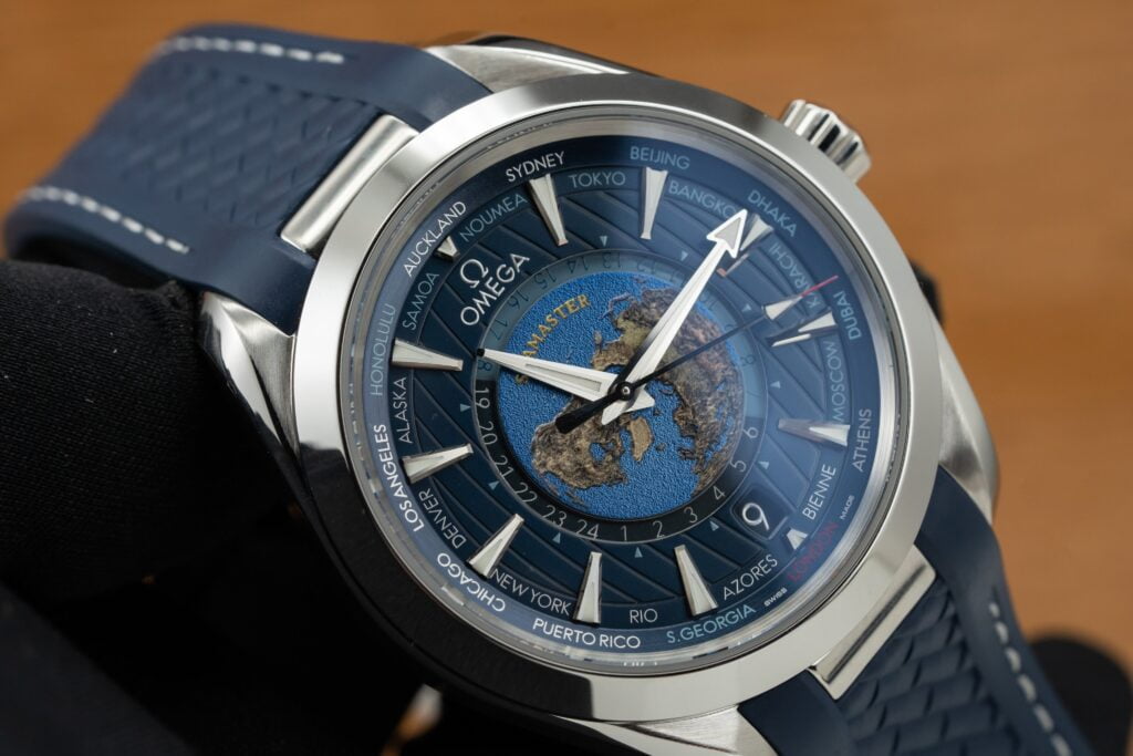 Đồng Hồ Omega Seamaster Aqua Terra Bản Đồ Dây Cao Su (10)