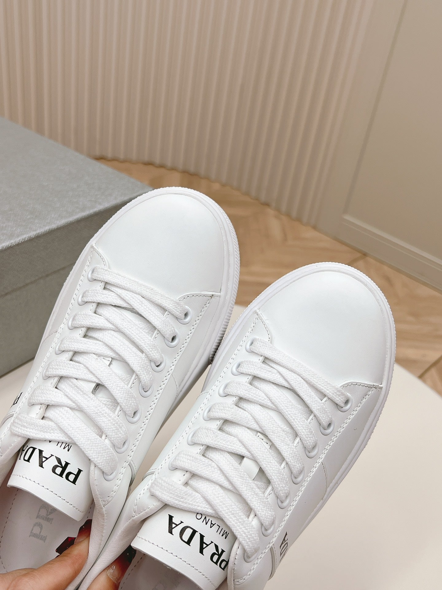 PRA LEATHER LOGO OUTLET SNEAKERS WHITE CALFSKIN、mysite、Cacoeks