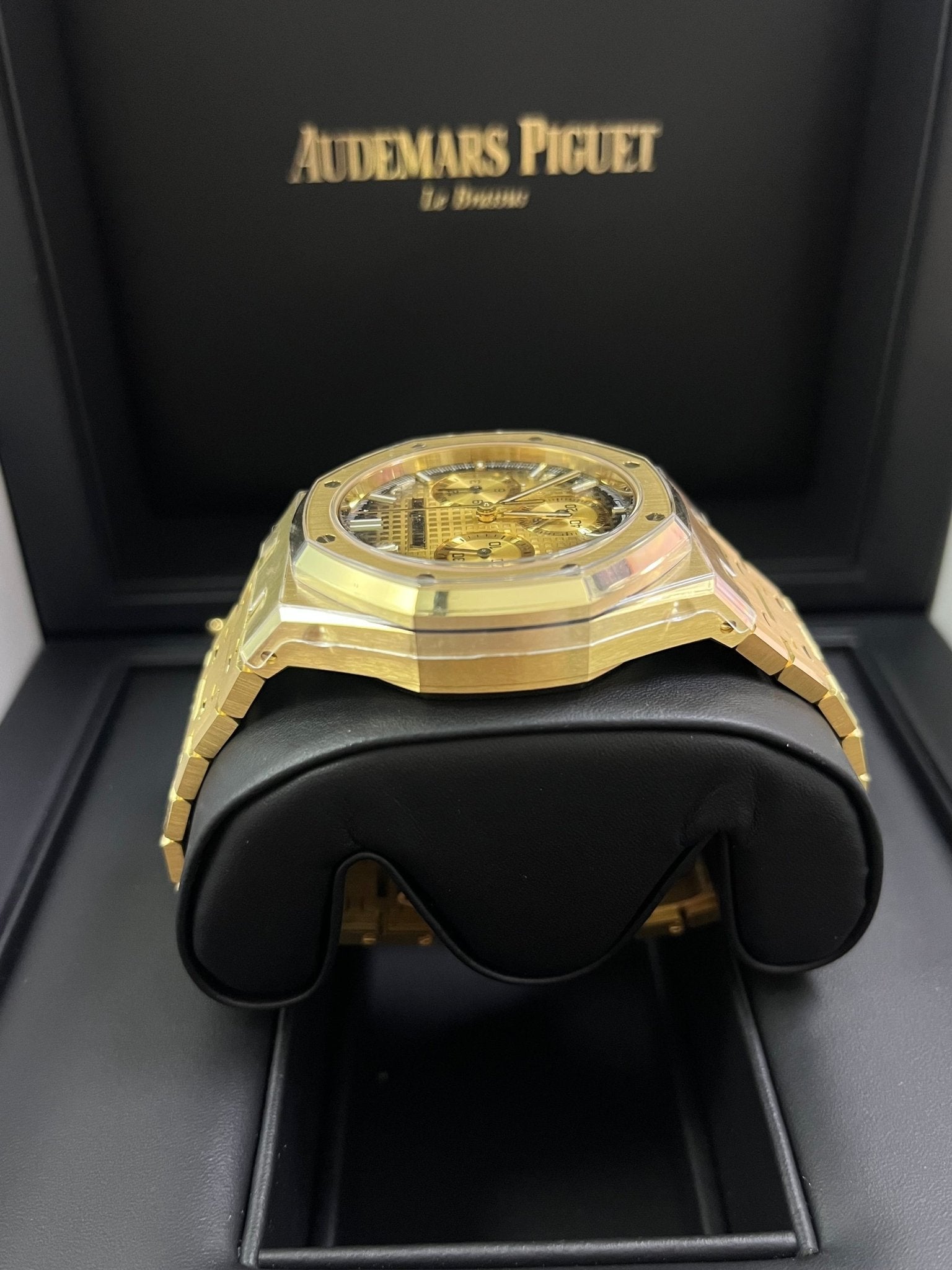 Watch 2