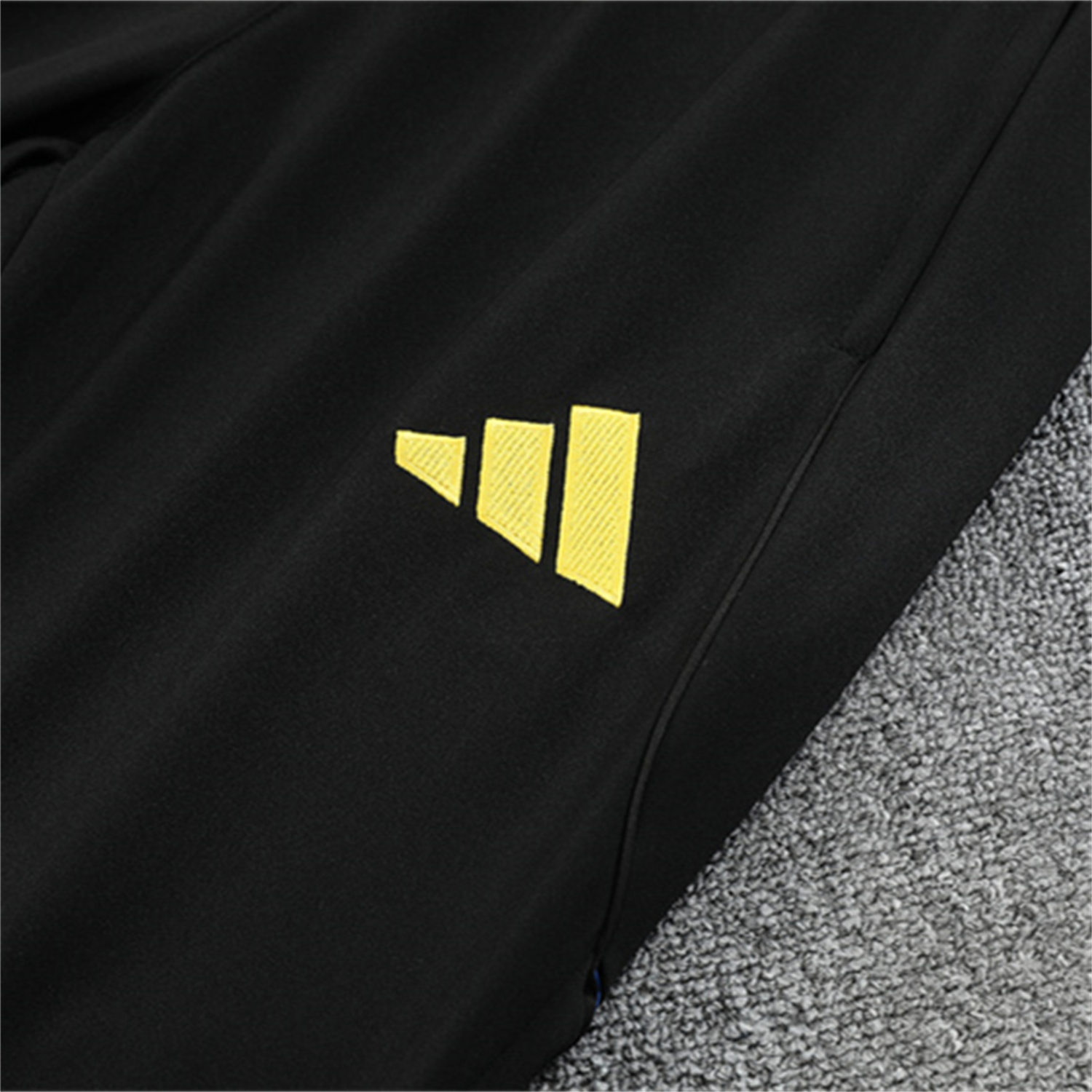 UltraTrikot-Manchester United 25-26 Kid Long Sleeves Training Set - Black Top & Black Pants