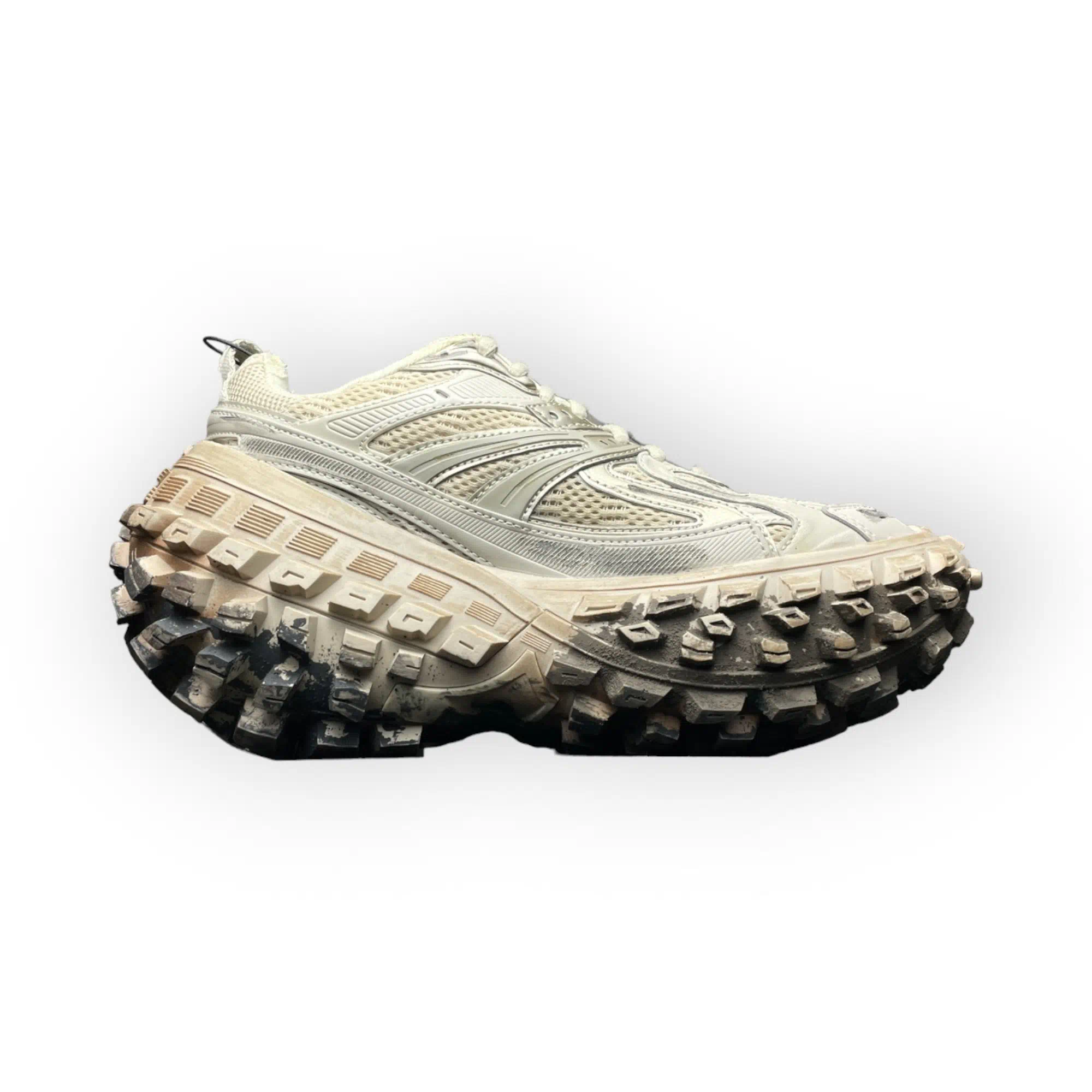 Balenciaga Bouncer Sneaker in Dirty Brown、mysite、Cacoeks