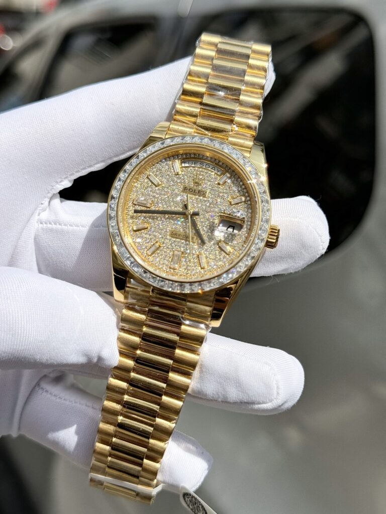 Đồng Hồ Kim Cương Rolex Day-Date Độ Moissanite Baguette GM V2 40mm (1)