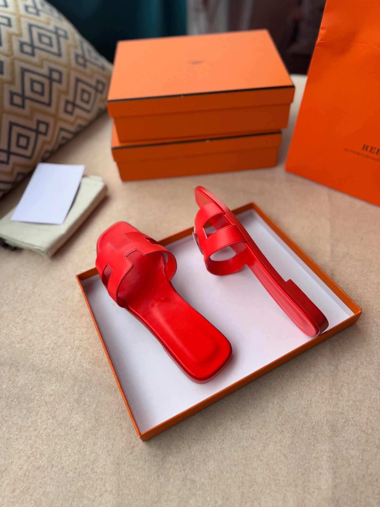 0RAN SANDALS IN CHERRY RED CALFSKIN、mysite、Cacoeks