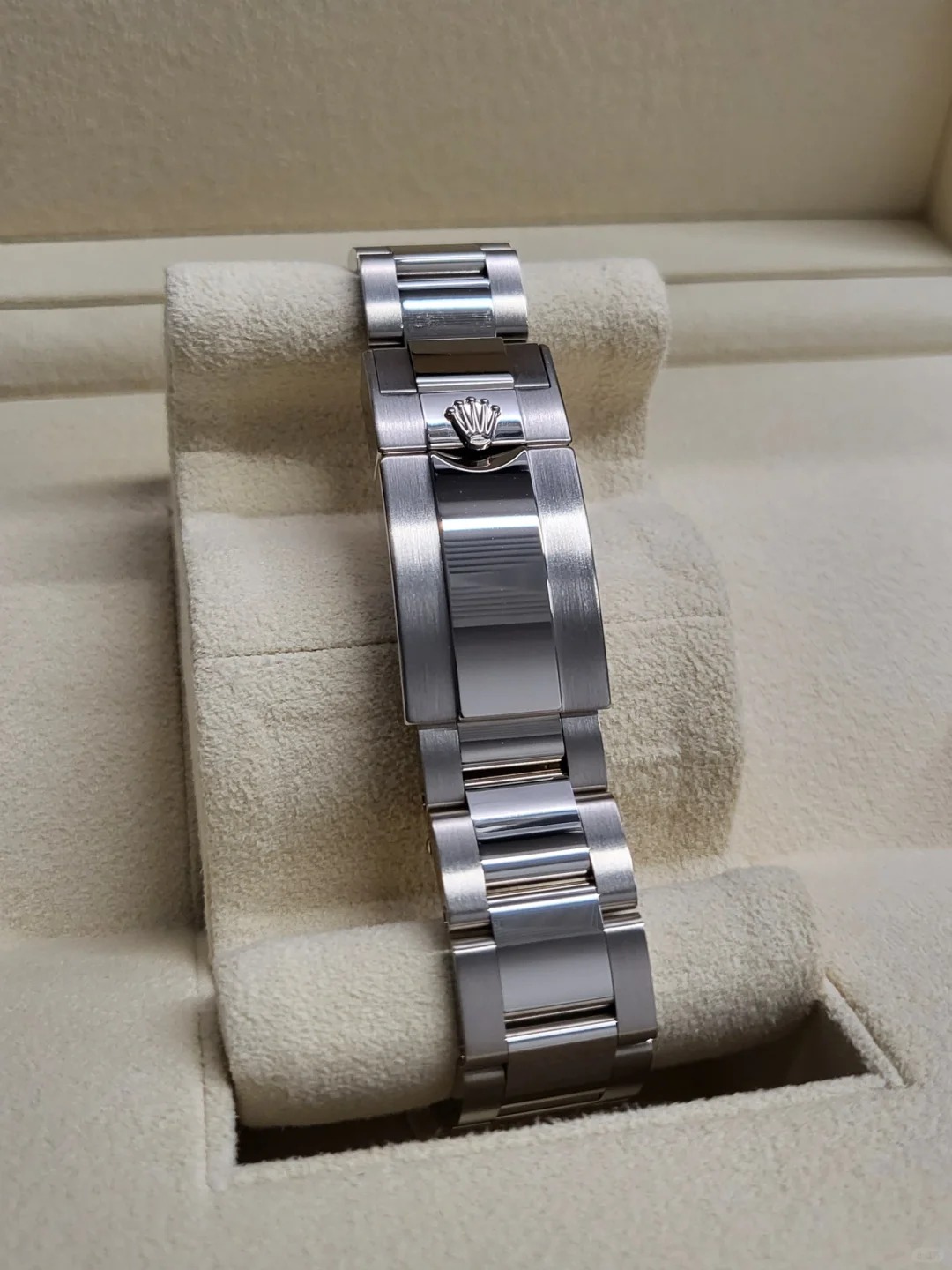 兼职  林炎: luxecystore