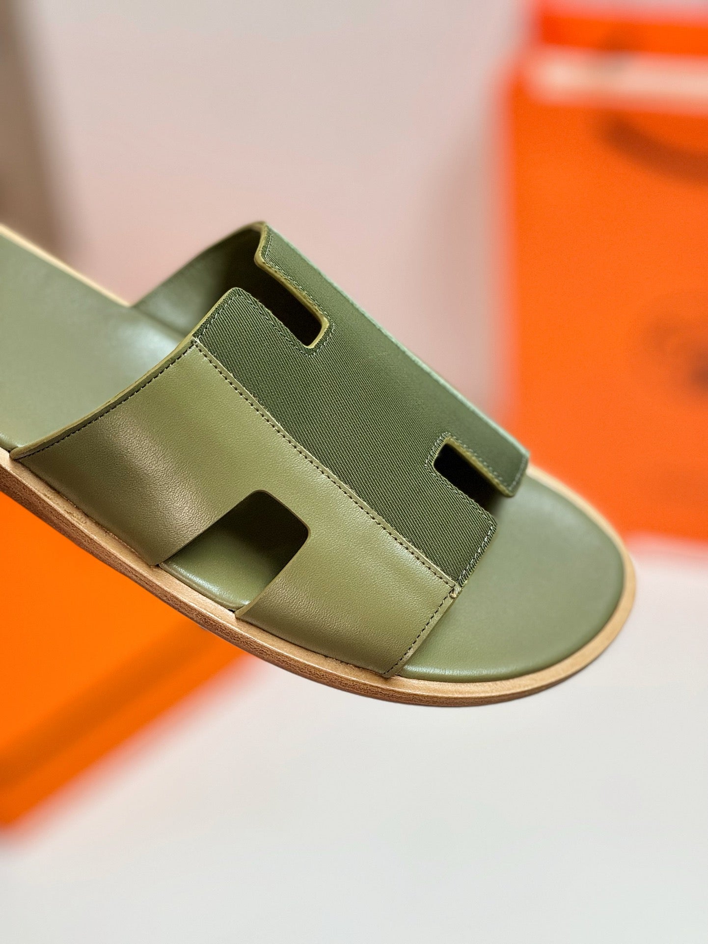 IZMIR SANDAL OLIVE MIX MOSS LAMBSKIN、mysite、Cacoeks