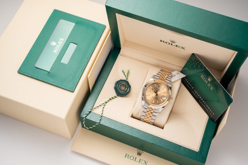 Đồng Hồ Rolex DateJust Bọc Vàng Mặt Vàng Champagne GM Factory 41mm (8)