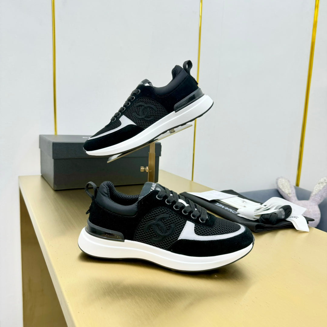 CLASSIC TRAINER IN BLACK MERCERIZED VELVET、mysite、Cacoeks