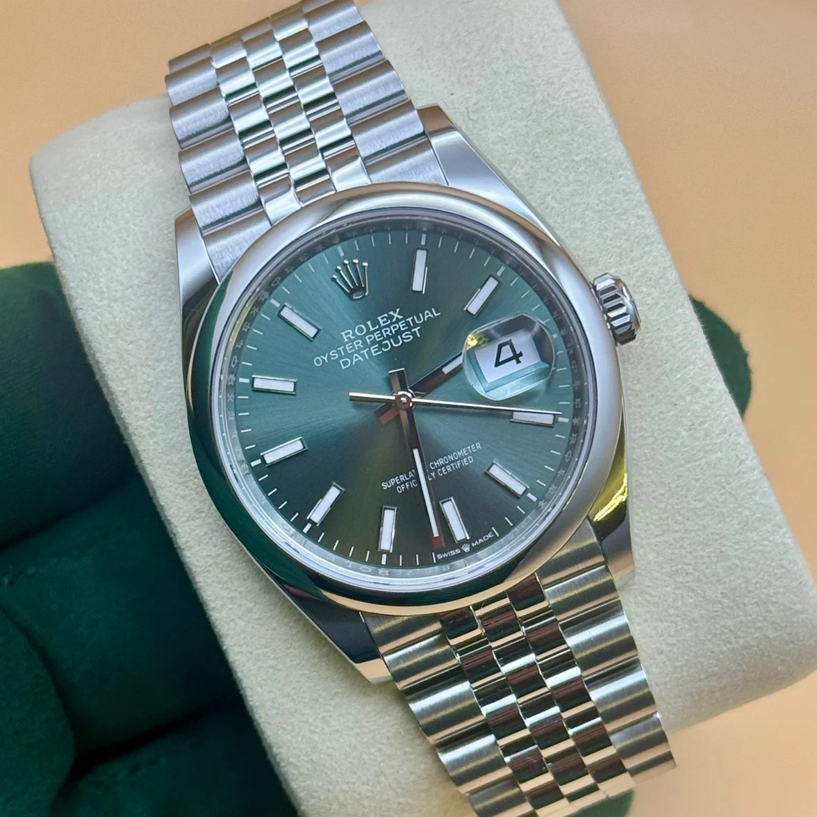 2025 Rolex Datejust 36 Smooth / Mint Green / Jubilee 126200-0023 Listing Image 1