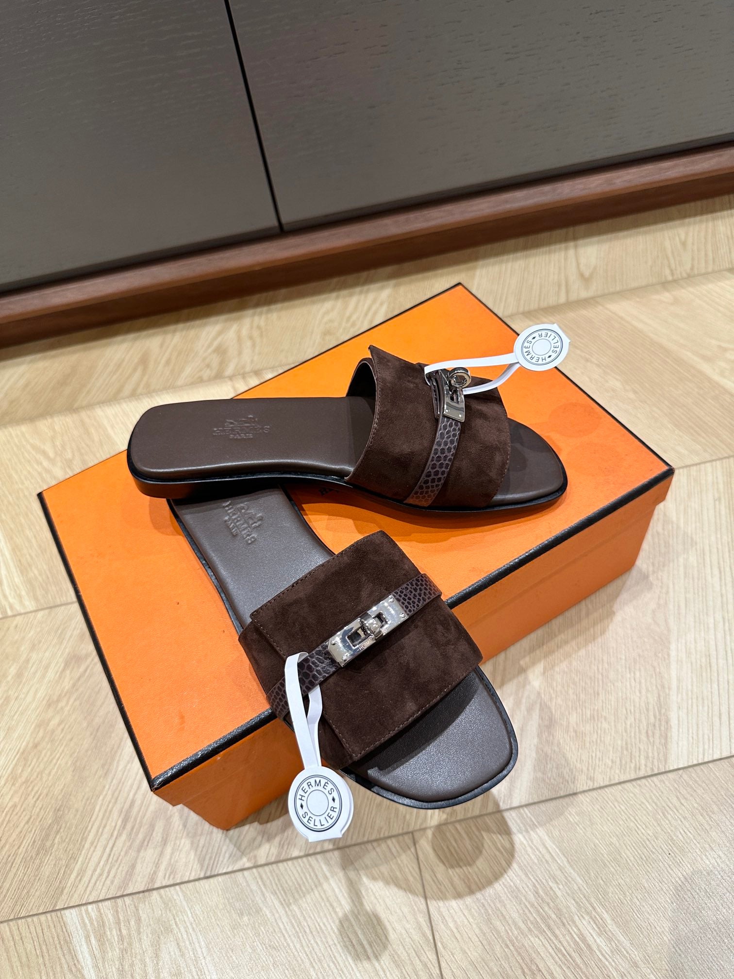 GABRIEL SANDAL CHOCOLATE SUEDE、mysite、Cacoeks