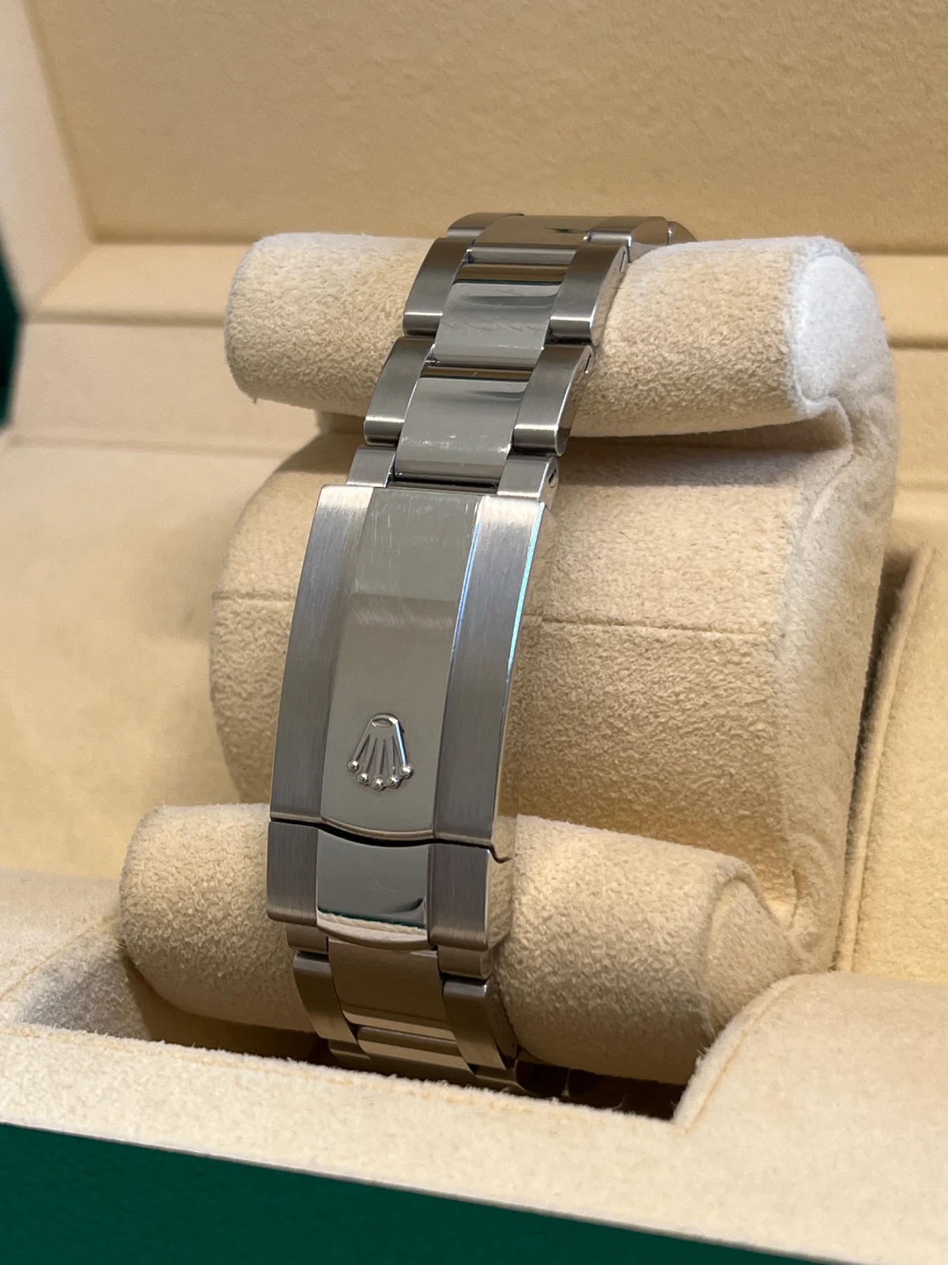 兼职  林炎: luxecystore