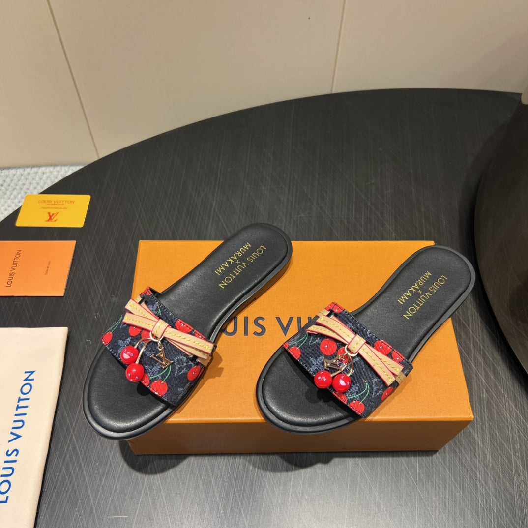 LV SLIDE SANDALS 25S IN BLACK DENIM AND CALFSKIN WITH CHERRY BLOSSOM BUCKLE、mysite、Cacoeks