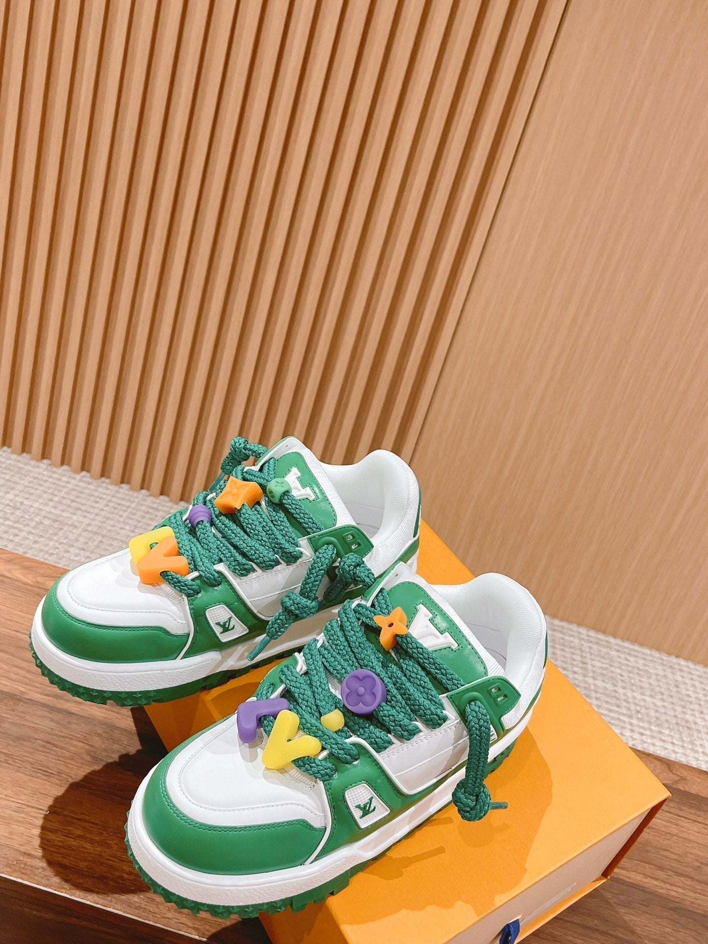 LV Trainer Maxi Sneaker White Mix Green Calfskin、mysite、Cacoeks